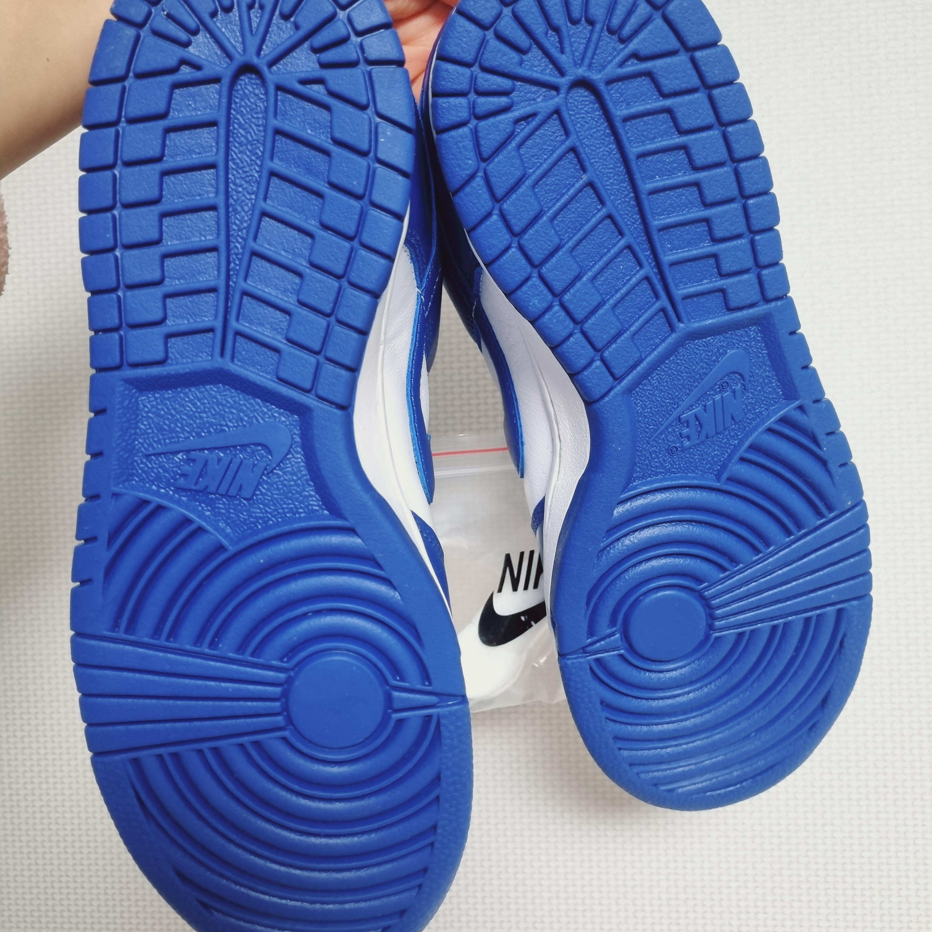 Nike Dunk Low SP Kentucky 2022 착용 스타일 - 3