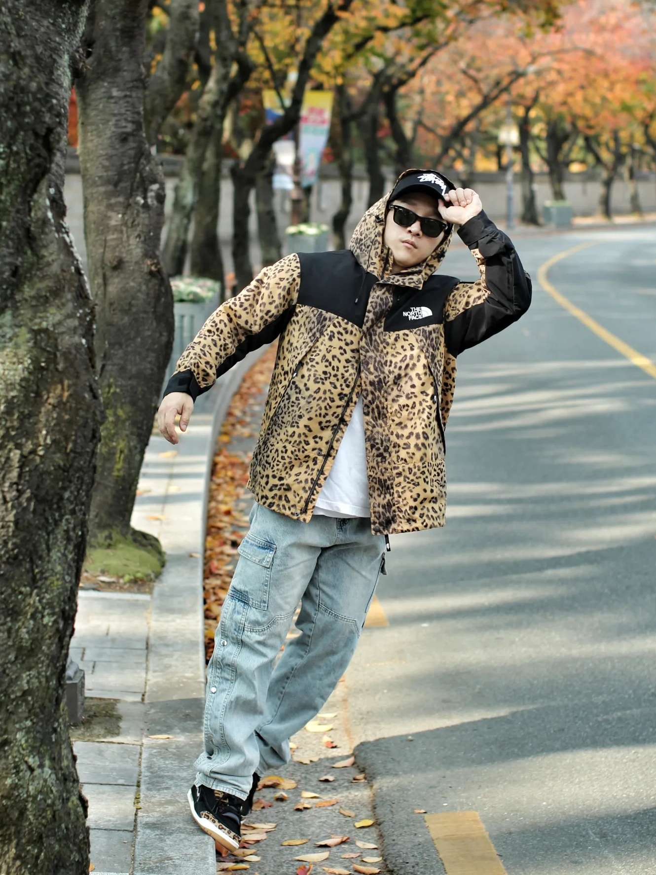 The North Face Novelty Martis Jacket Gold, Jordan 3 Retro SE Animal Instinct 착용 스타일 - 4