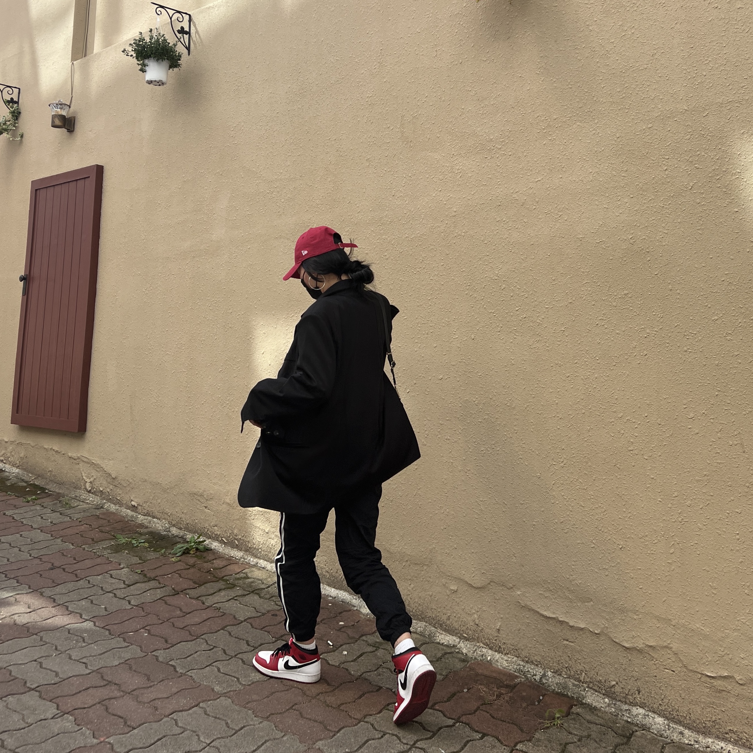 (GS) Jordan 1 Mid White Gym Red Black 착용 스타일