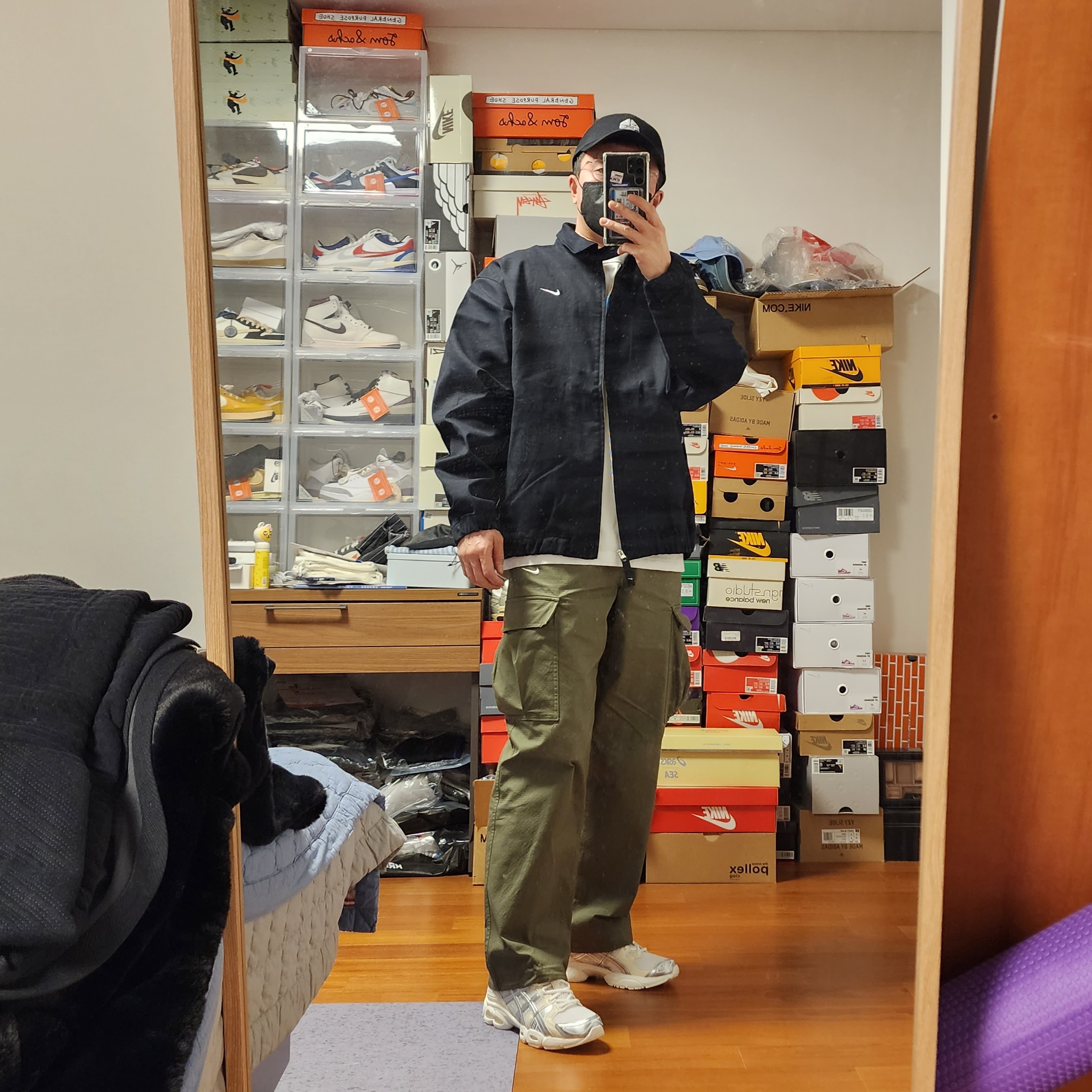 Supreme x Nike ACG Denim 6-Panel Black - 22FW, Asics x Wind and Sea Gel-Nimbus 9 White Pure Silver 착용 스타일 - 1