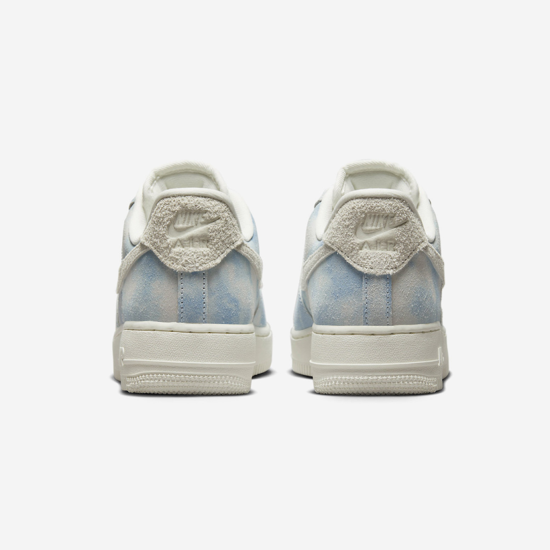 Nike Air Force 1 Low Retro Color of the Month University Blue, Nike Air Force 1 '07 Low University Blue 착용 스타일 - 5