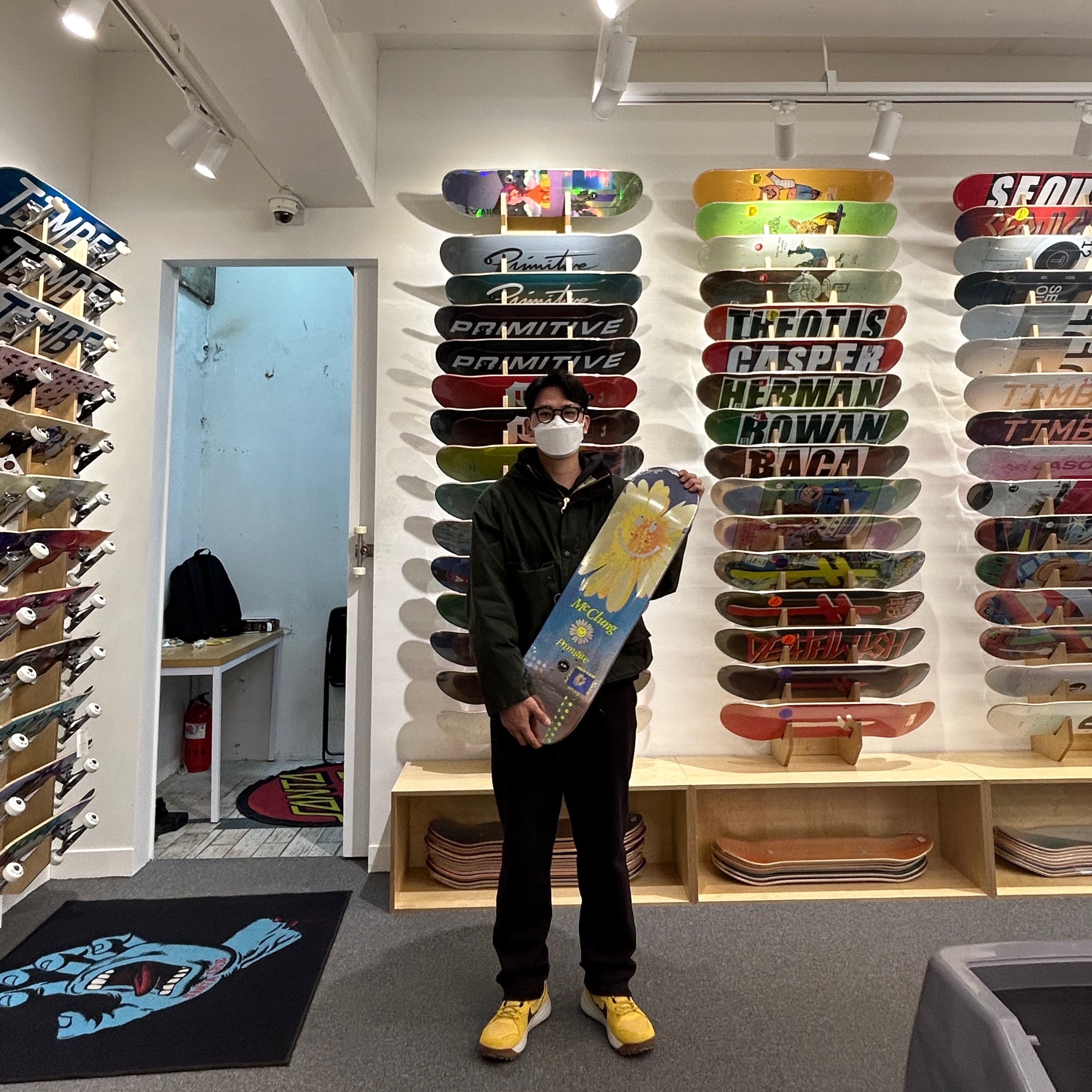 Nike ACG Lowcate Solar Flare 착용 스타일 - 2