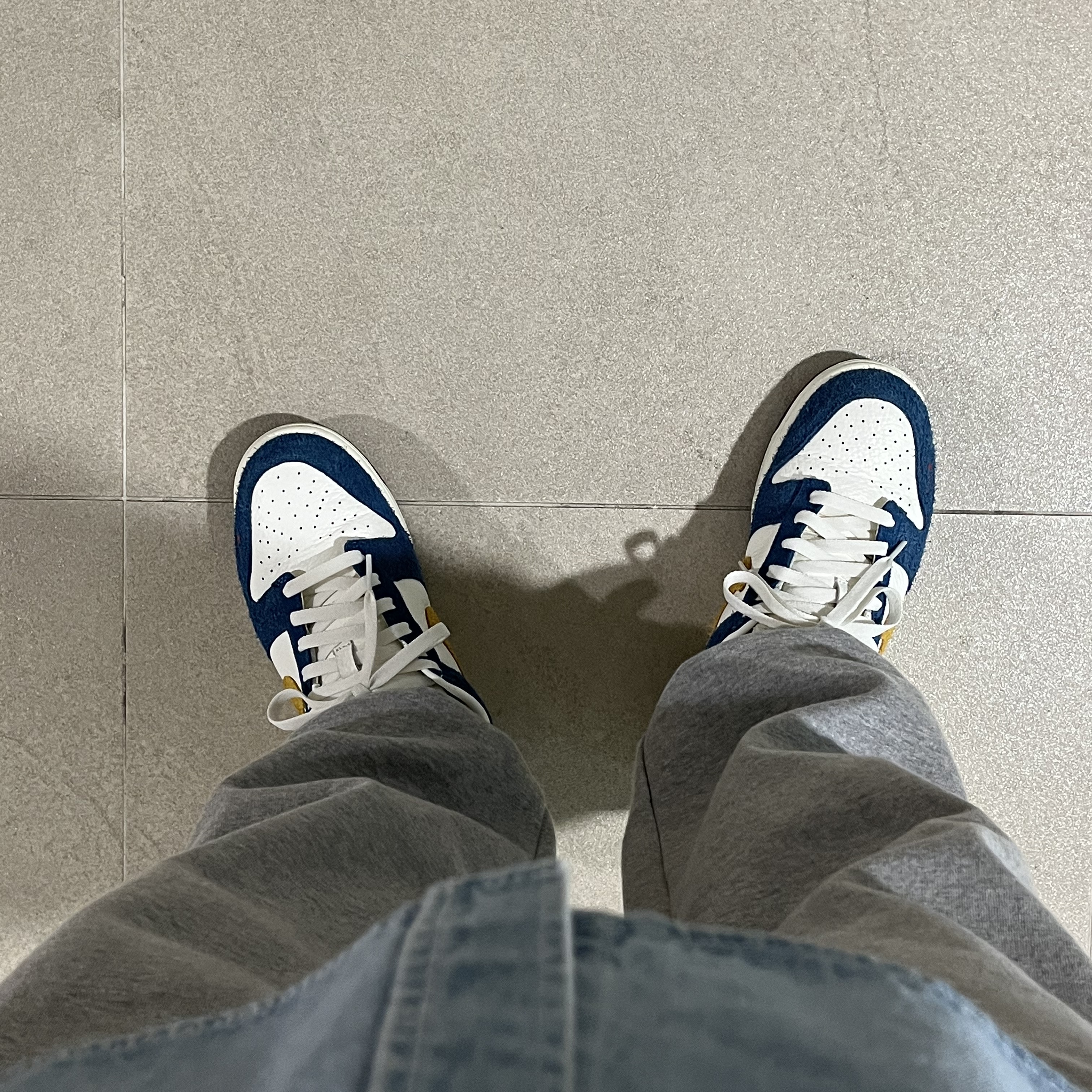 Nike x Kasina Dunk Low 80's Bus 착용 스타일