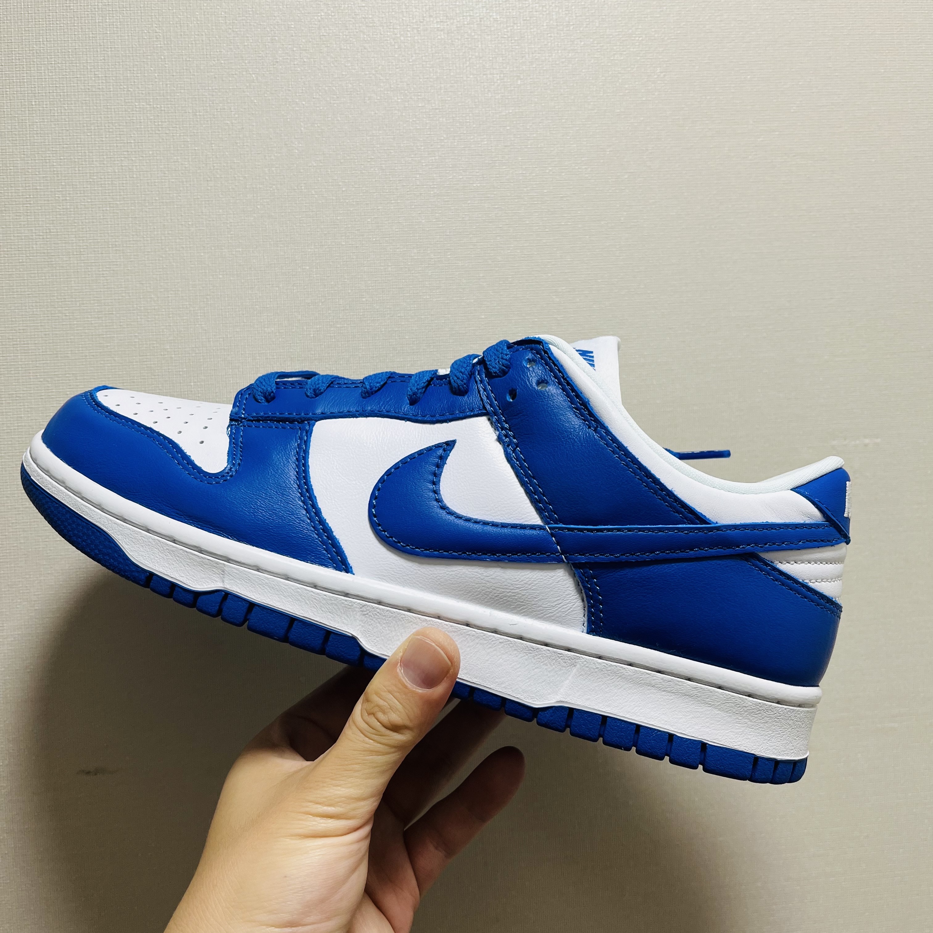 Nike Dunk Low SP Kentucky 2022 착용 스타일