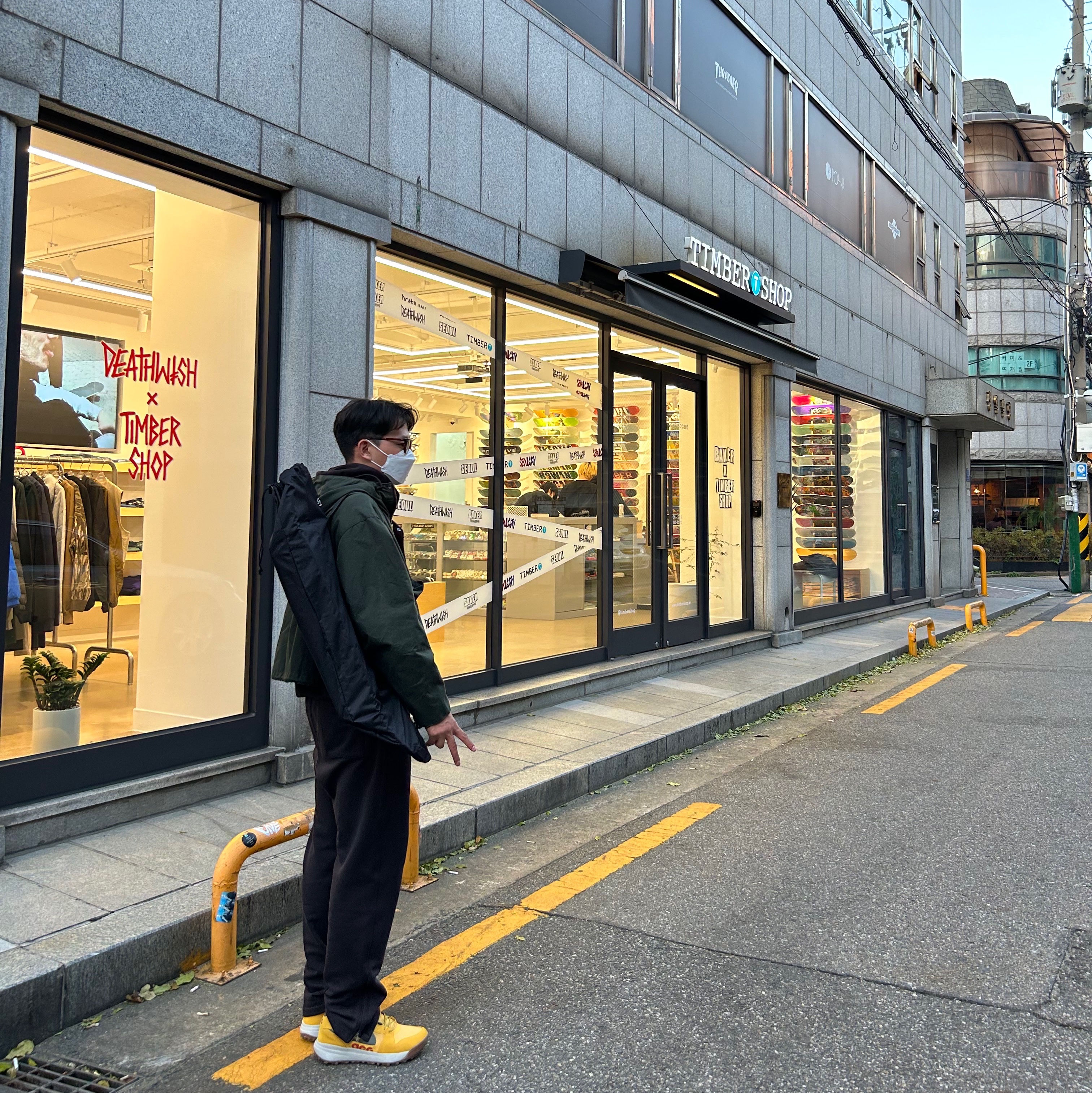 Nike ACG Lowcate Solar Flare 착용 스타일 - 3