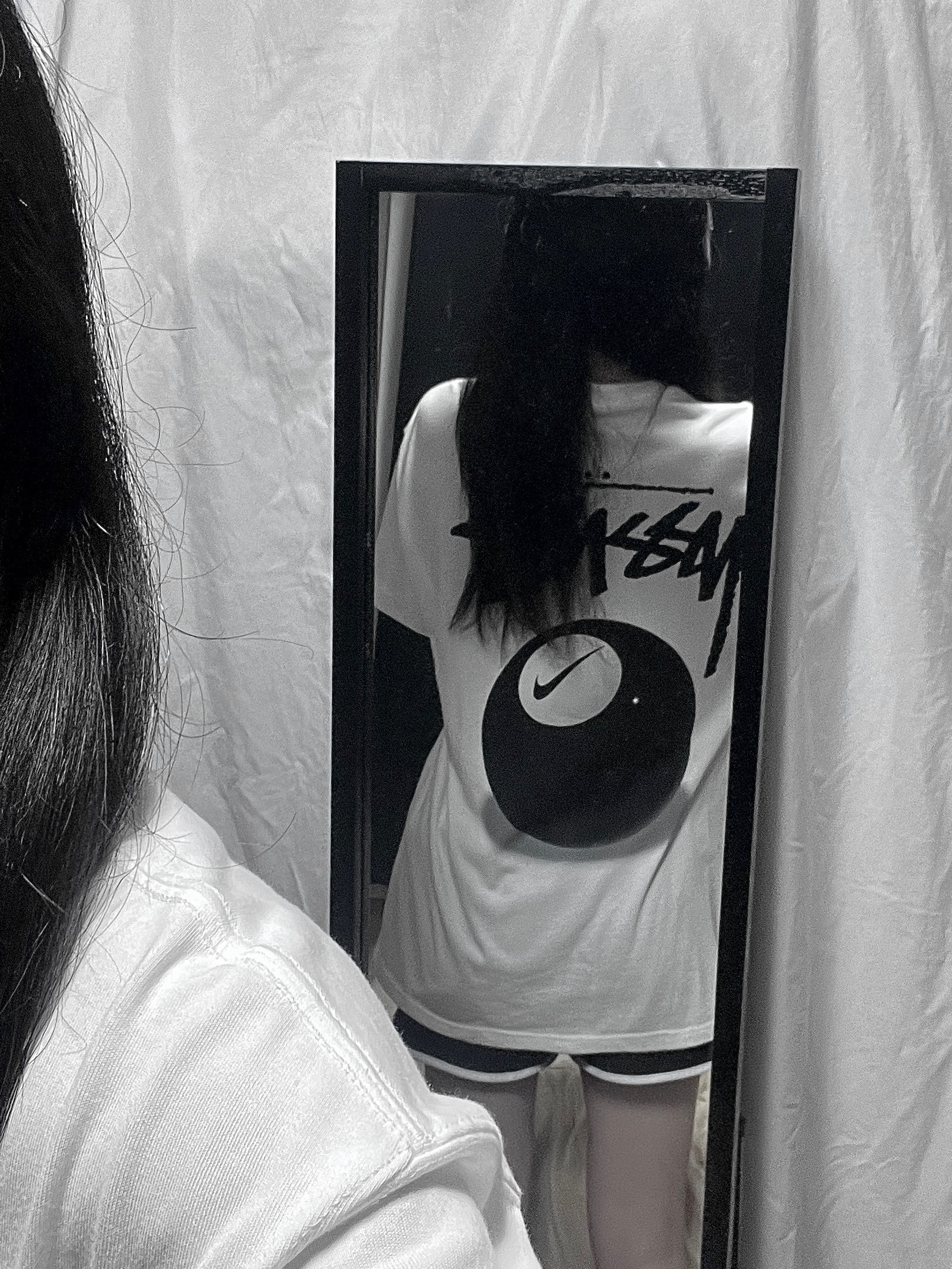 Nike x Stussy NRG FL SS 8 Ball T-Shirt White (DO9322-100) 착용 스타일