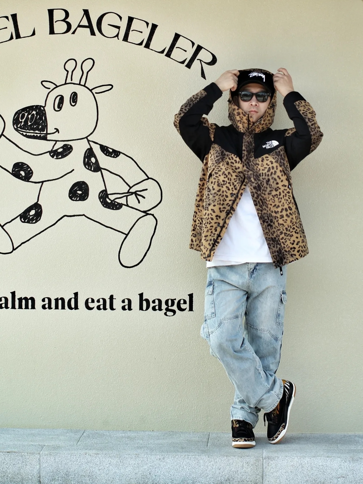 The North Face Novelty Martis Jacket Gold, Jordan 3 Retro SE Animal Instinct 착용 스타일 - 2
