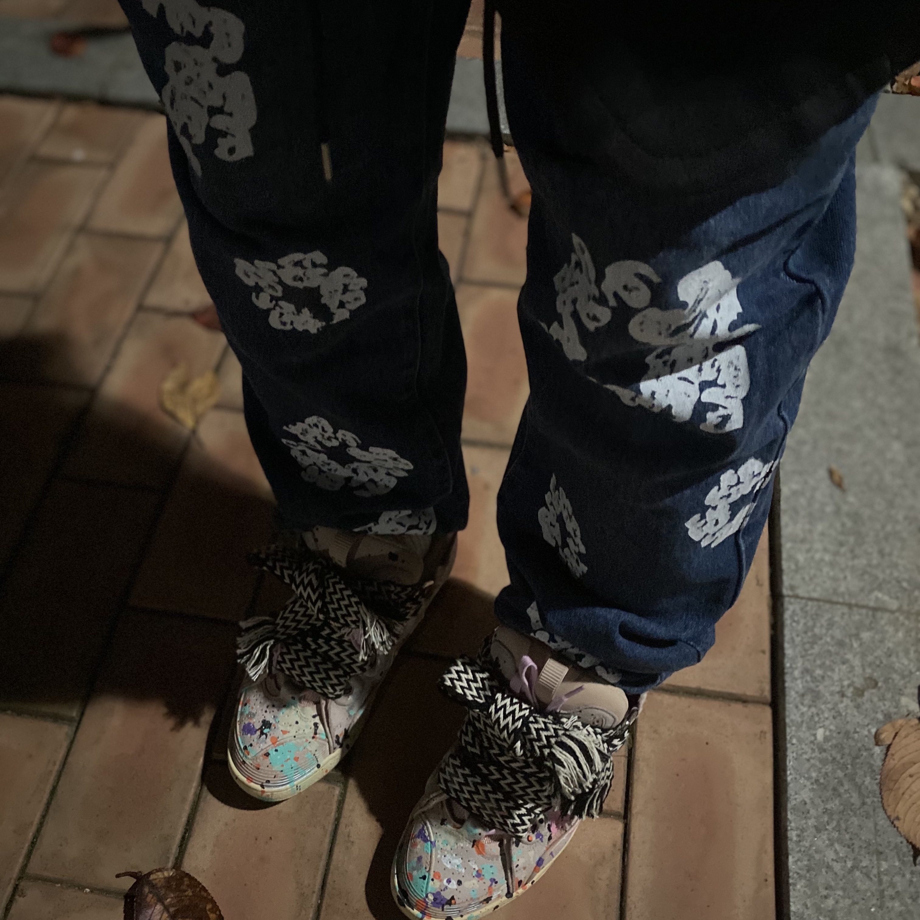 Supreme Est. 1994 6-Panel Black - 21FW, Gallery Dept. x Lanvin Painted Leather Curb Sneakers Pink 착용 스타일 - 4