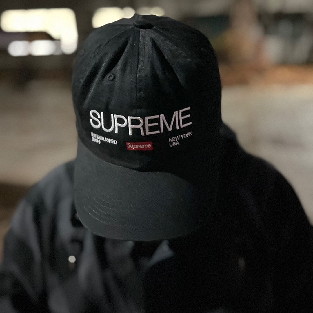 Supreme Est. 1994 6-Panel Black - 21FW, Gallery Dept. x Lanvin Painted Leather Curb Sneakers Pink 착용 스타일 - 3