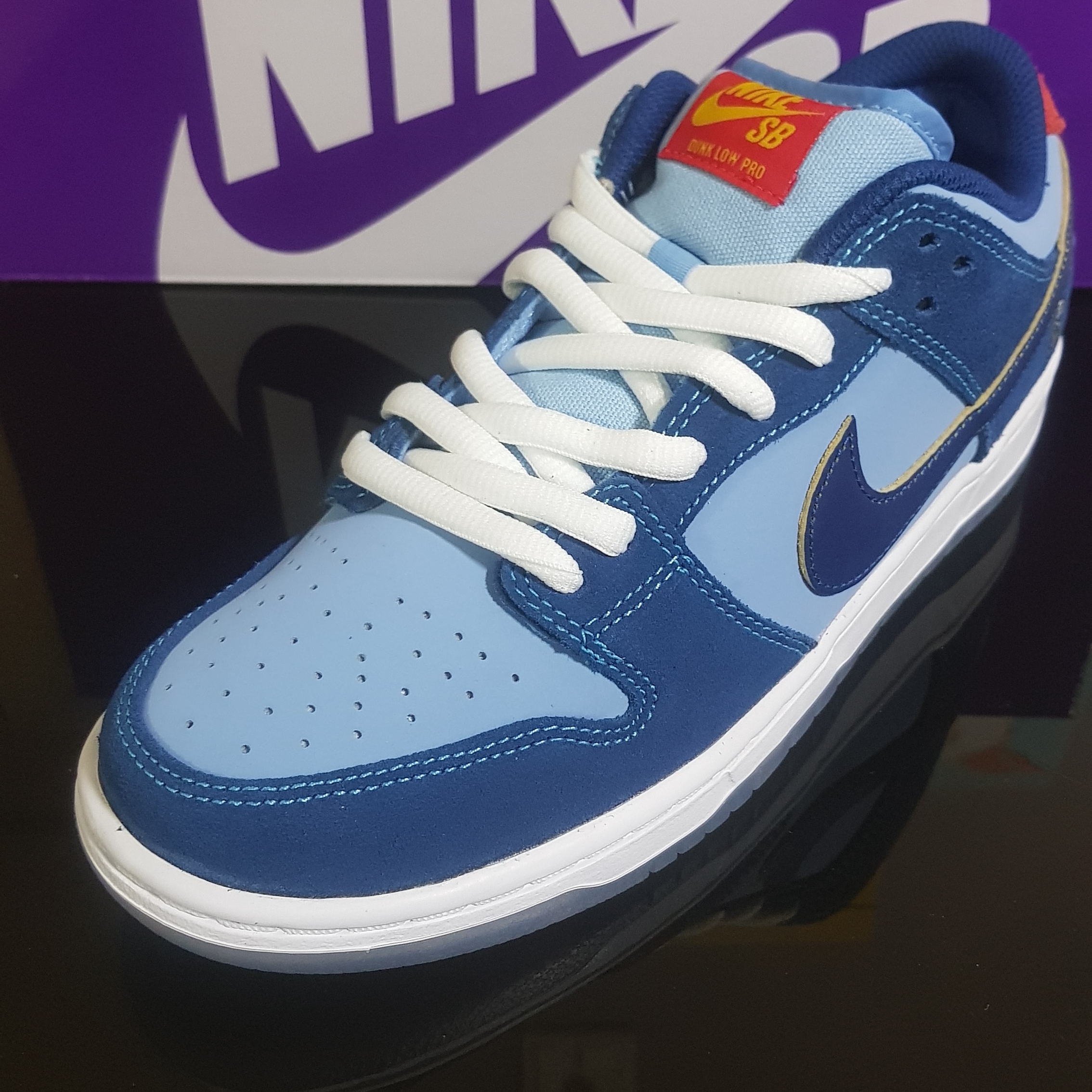 Nike x Why So Sad? SB Dunk Low Pro Coastal Blue 착용 스타일 - 2