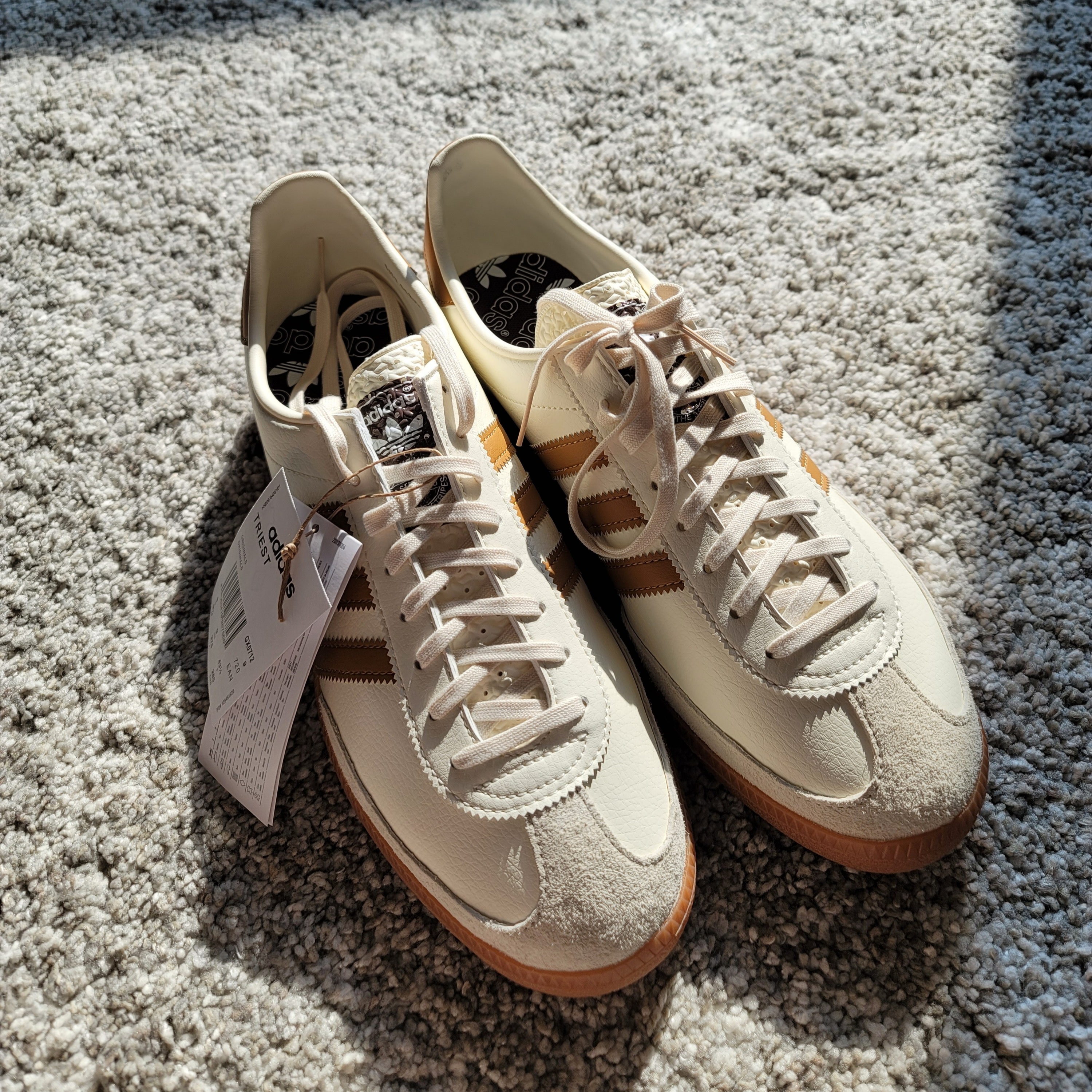 Adidas City Series Triest Cream White 착용 스타일 - 2