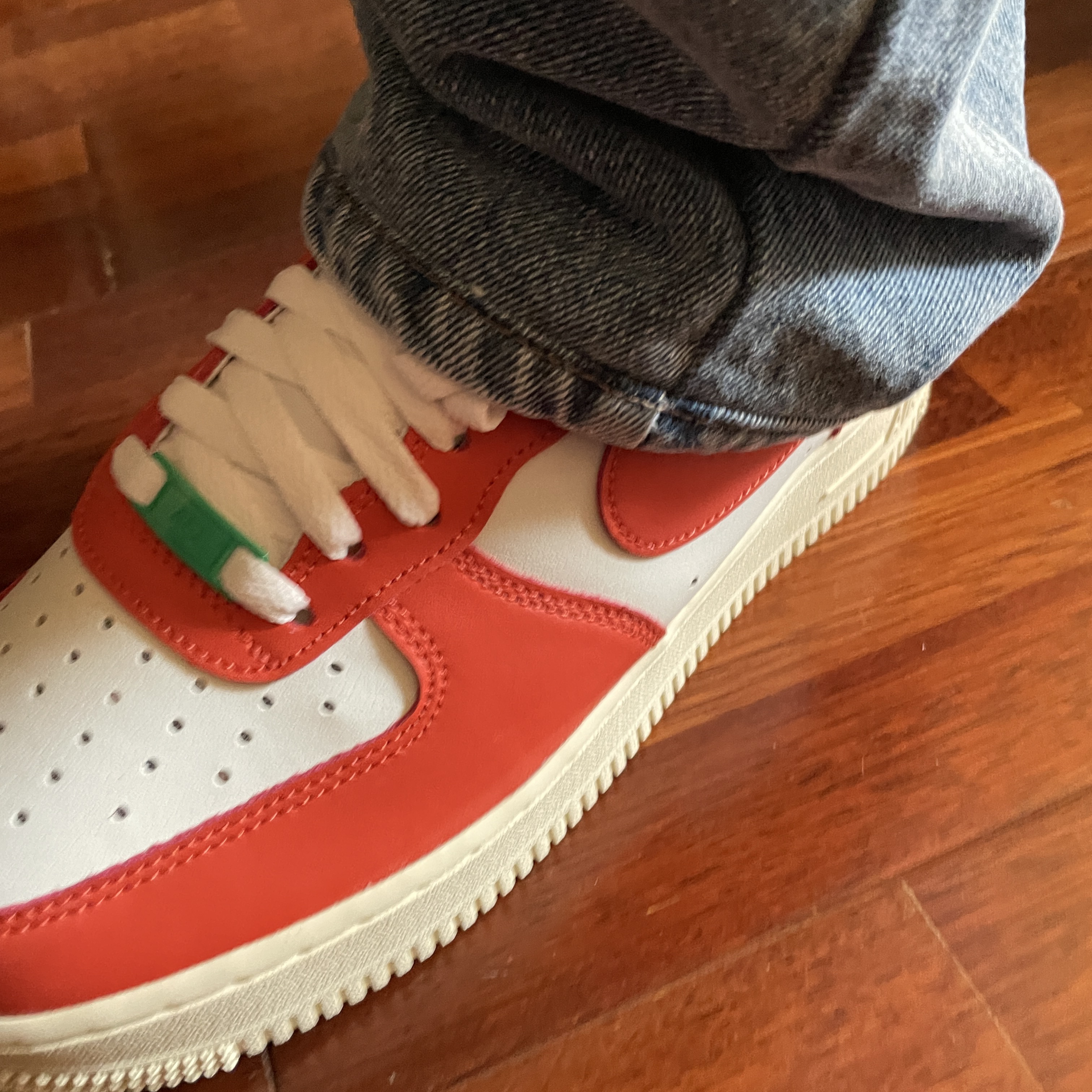 Nike Air Force 1 '07 LV8 Pojangmacha 착용 스타일 - 4