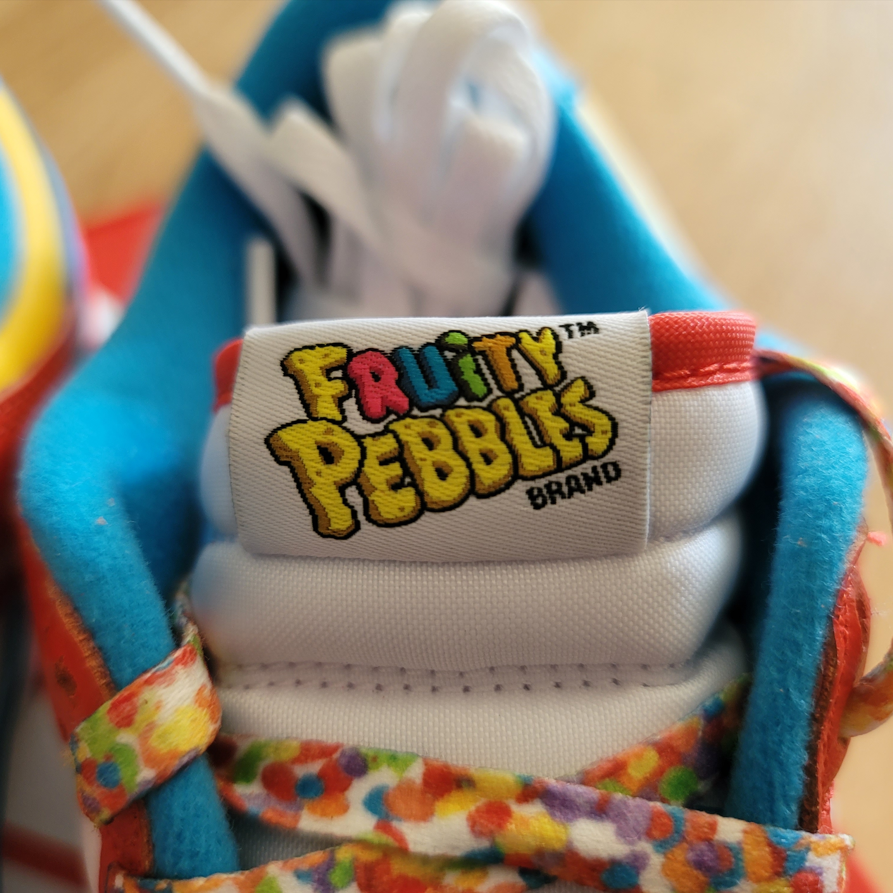 Nike x LeBron James x Fruity Pebbles Dunk Low QS Habanero Red 착용 스타일 - 1