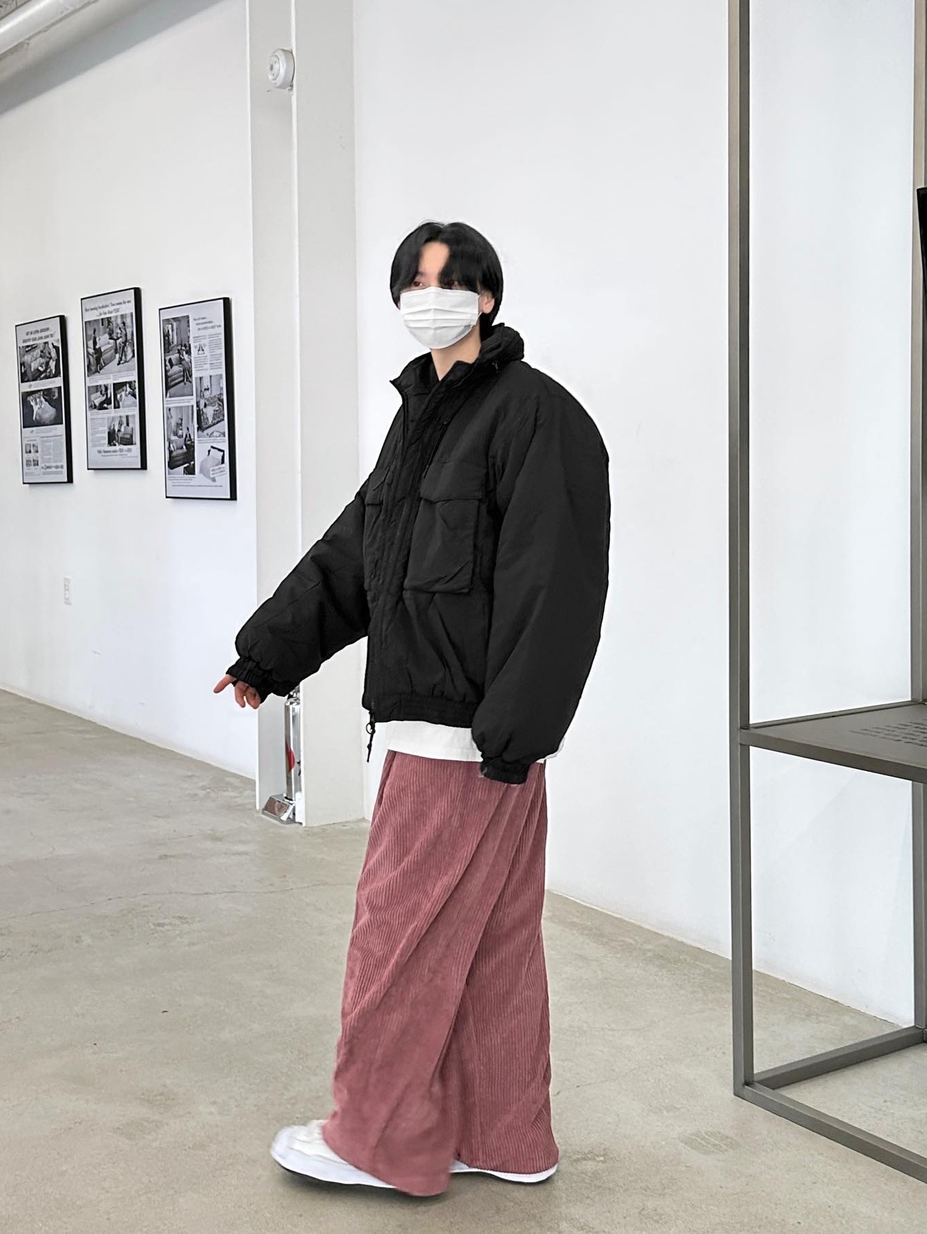 Maison Mihara Yasuhiro Blakey OG Sole Canvas Low-top Sneakers White, Maison Mihara Yasuhiro Blakey OG Sole Leather Low-top Sneakers White 착용 스타일 - 3