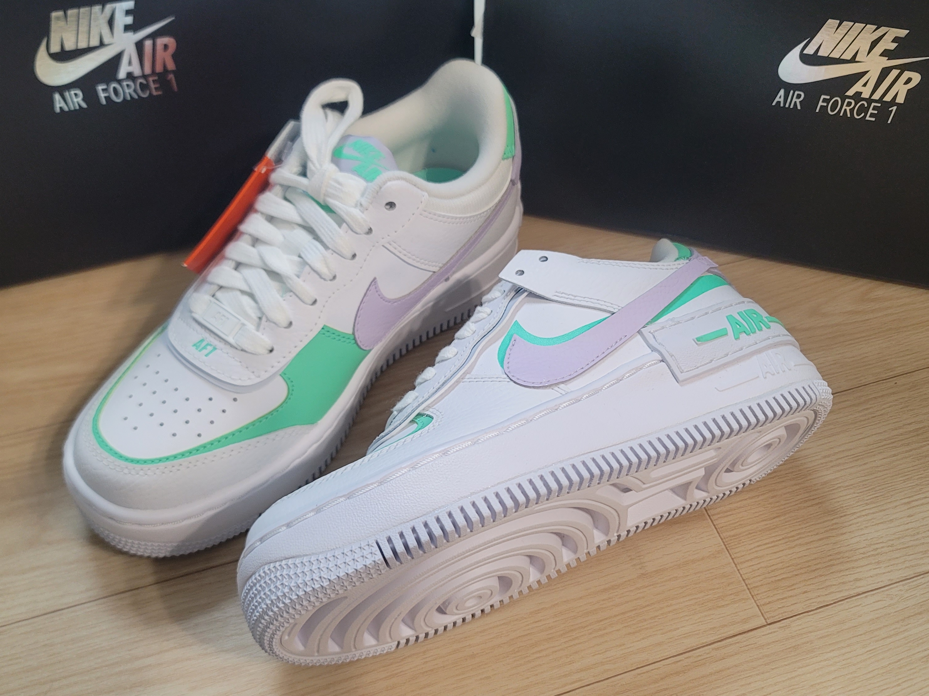 (W) Nike Air Force 1 Shadow Infinite Lilac, (W) Nike Air Force 1 Shadow White Atmosphere Mint 착용 스타일 - 1