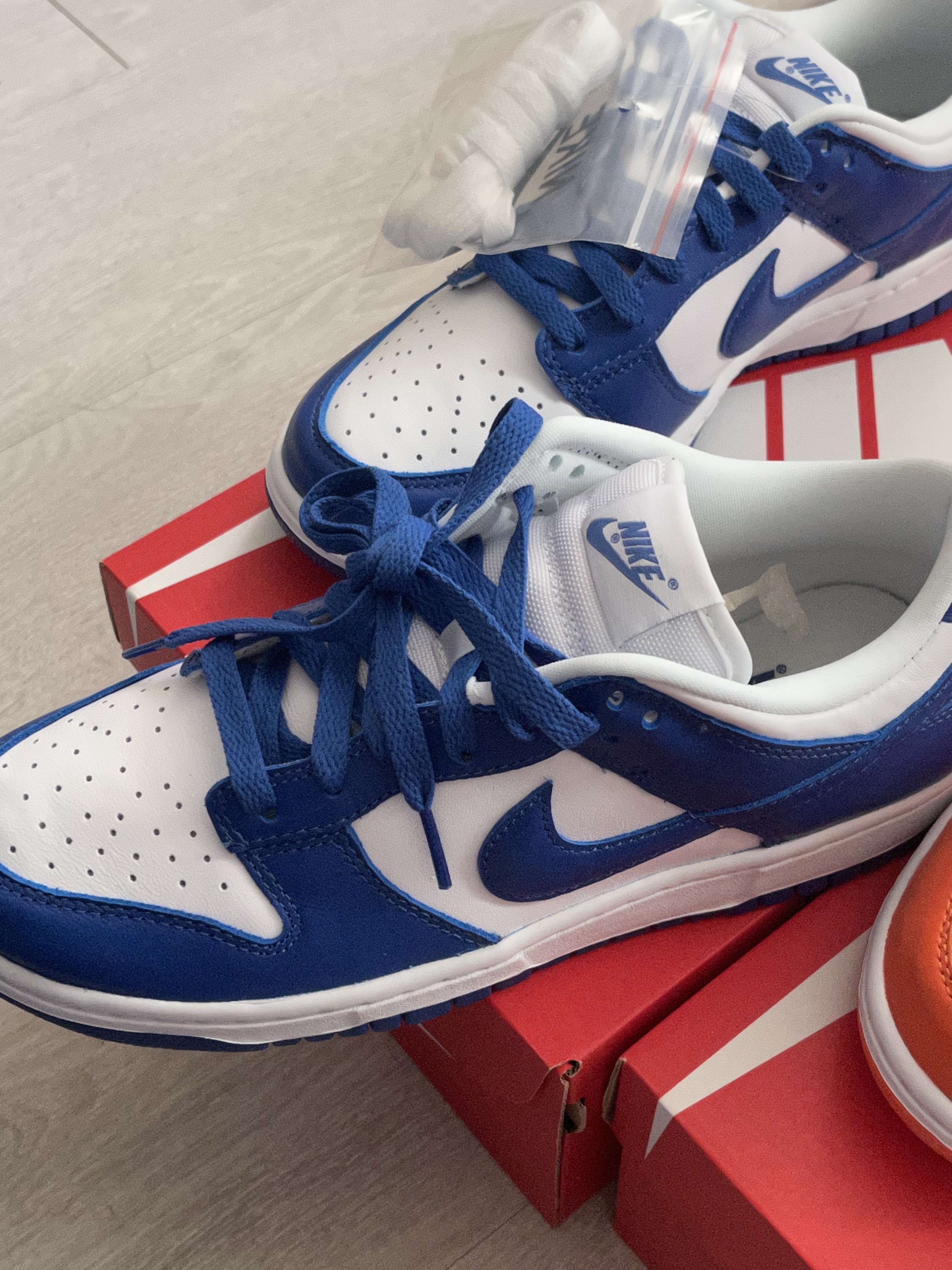 Nike Dunk Low SP Syracuse 2022, Nike Dunk Low SP Kentucky 2022 착용 스타일 - 3