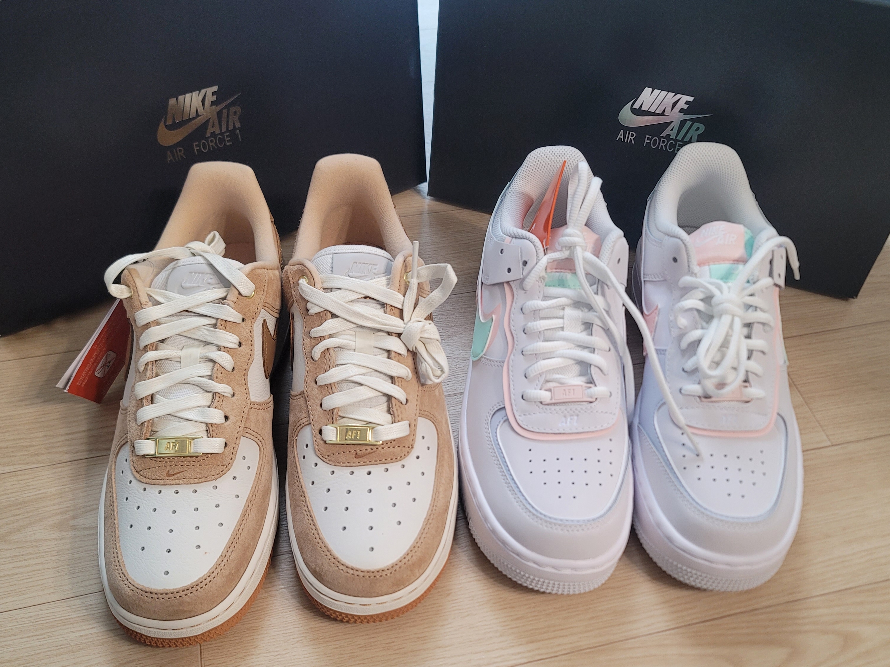 (W) Nike Air Force 1 LXX Flax, (W) Nike Air Force 1 Shadow White Atmosphere Mint 착용 스타일 - 1