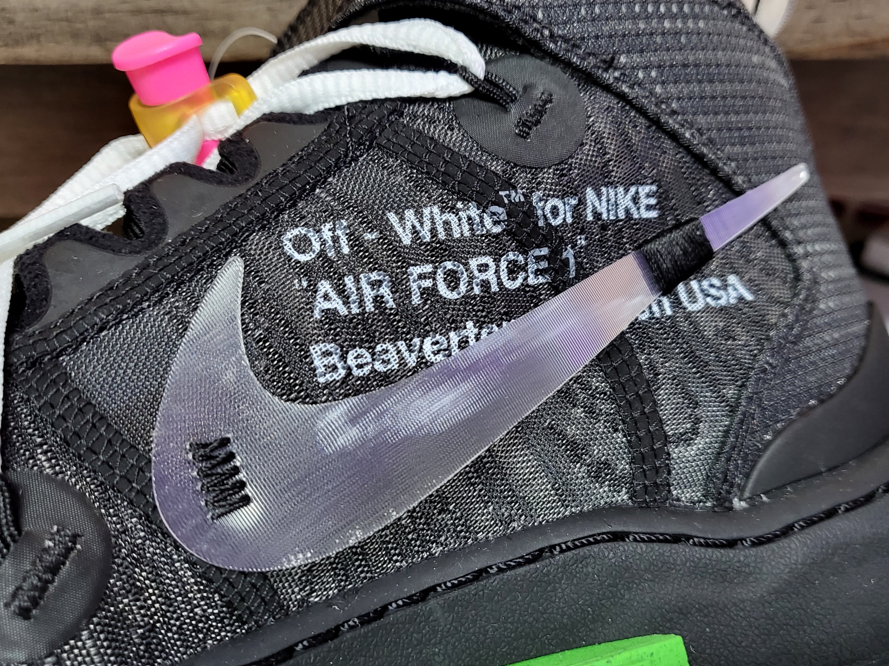 Nike x Off-White Air Force 1 Mid SP Black 착용 스타일 - 3
