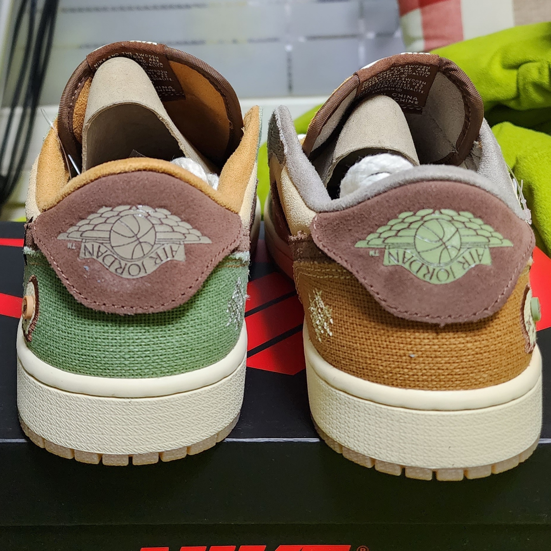 Jordan 1 x Zion Williamson Retro Low OG Flax and Oil Green 착용 스타일 - 3