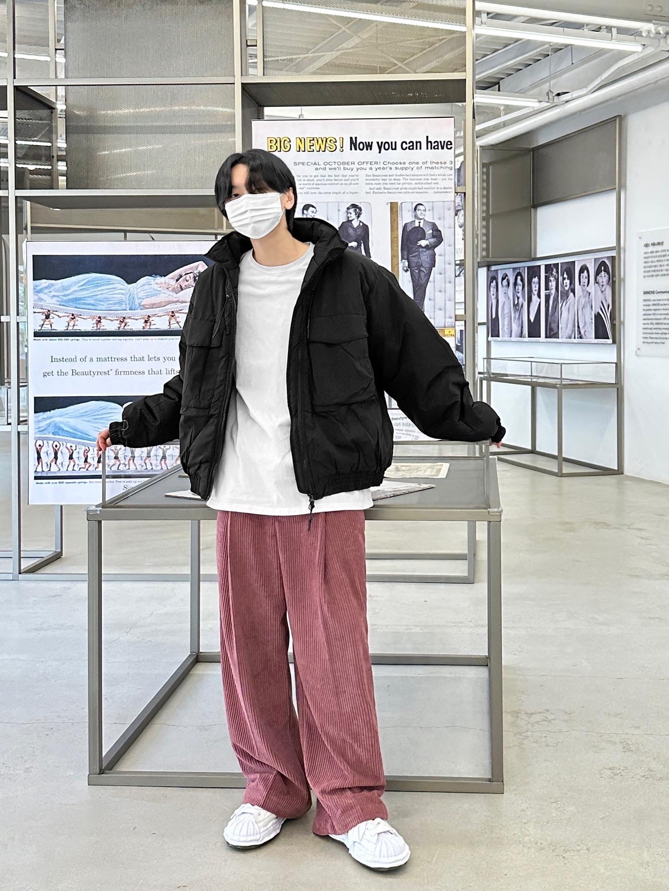 Maison Mihara Yasuhiro Blakey OG Sole Canvas Low-top Sneakers White, Maison Mihara Yasuhiro Blakey OG Sole Leather Low-top Sneakers White 착용 스타일 - 1