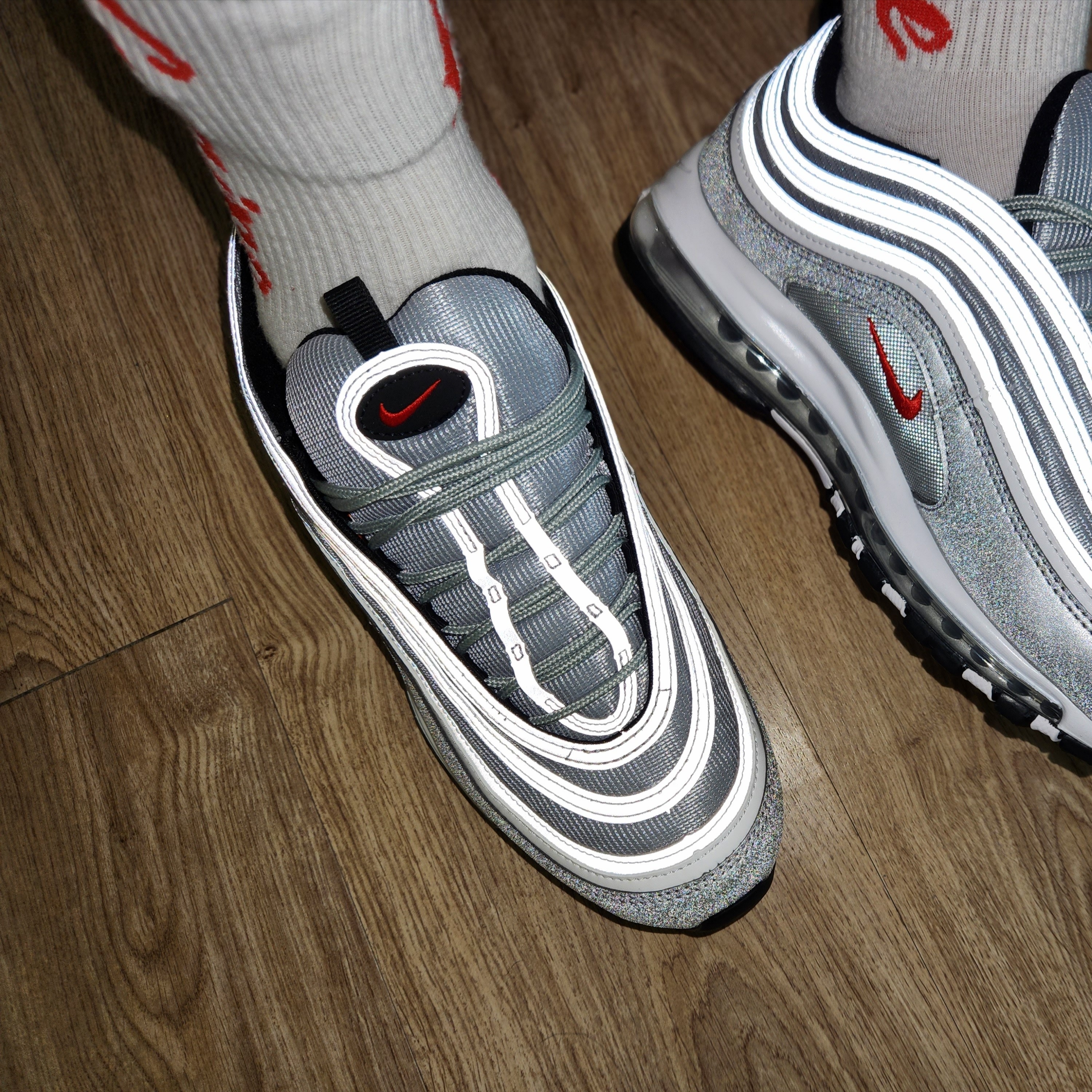 Nike Air Max 97 OG Silver Bullet 2022 착용 스타일 - 4