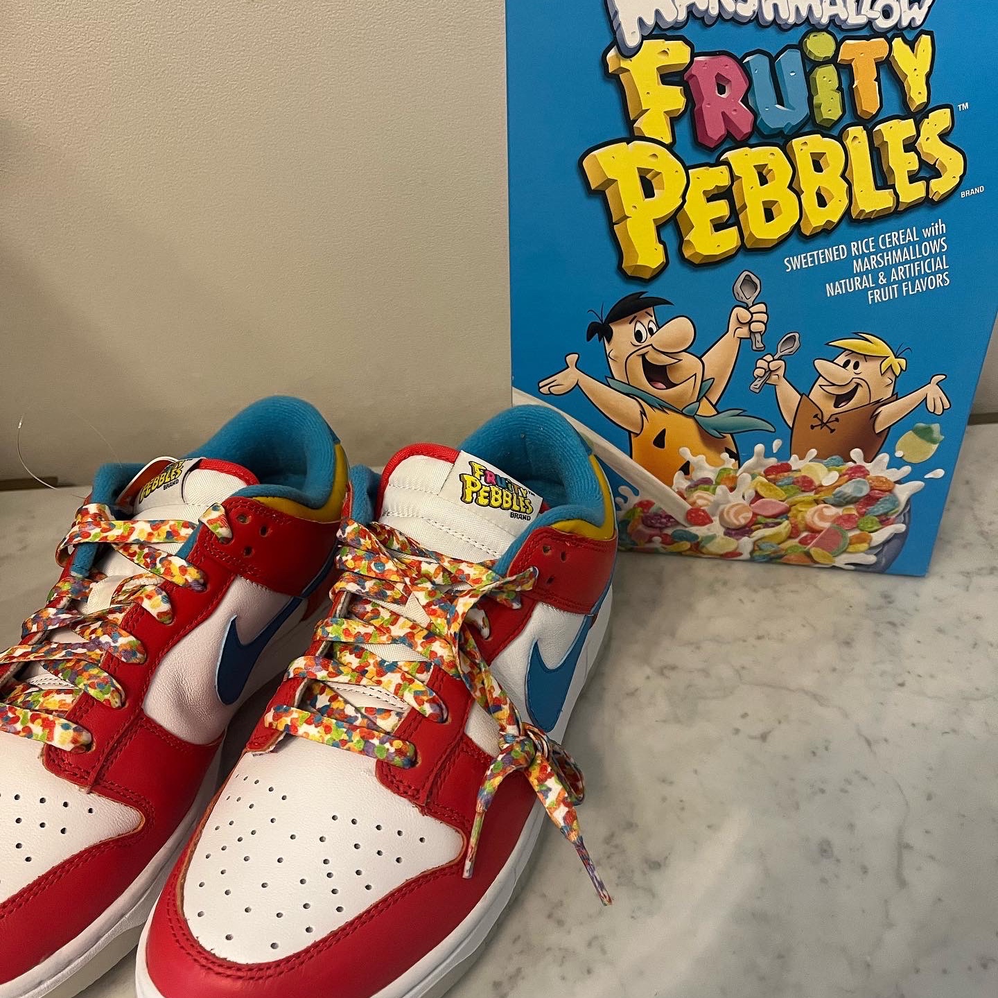 Nike x LeBron James x Fruity Pebbles Dunk Low QS Habanero Red 착용 스타일 - 2