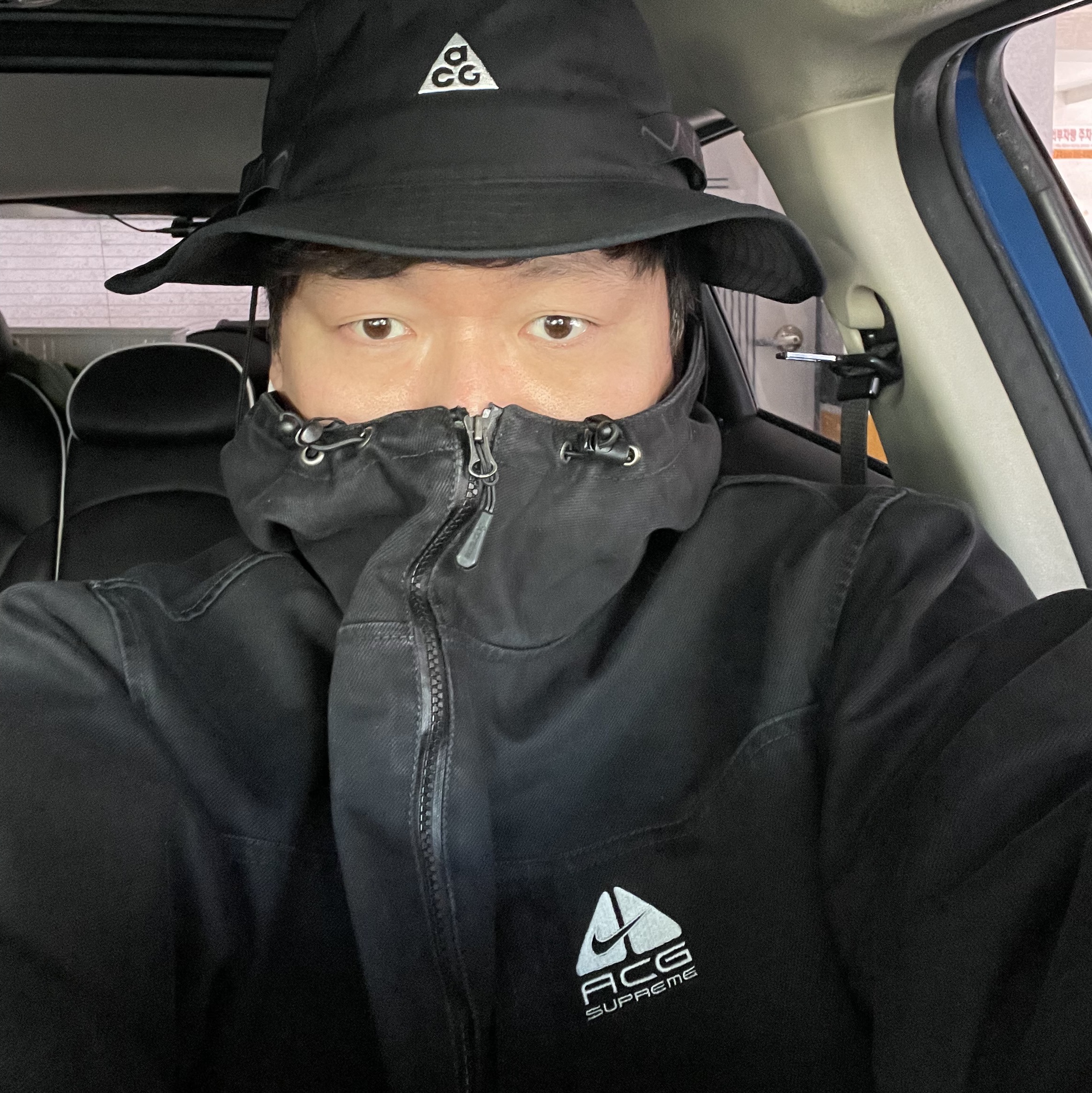 Nike ACG Bucket String Black, Supreme x Nike ACG Denim Pullover Black - 22FW 착용 스타일 - 2