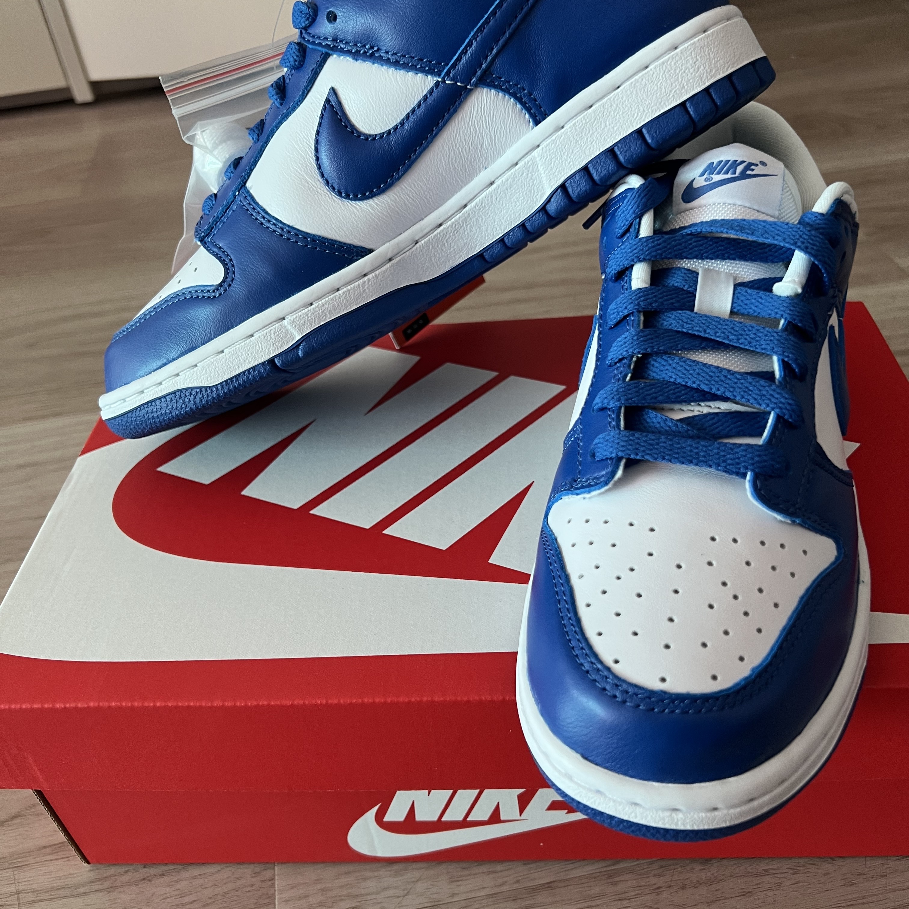 Nike Dunk Low SP Kentucky 2022 착용 스타일 - 3