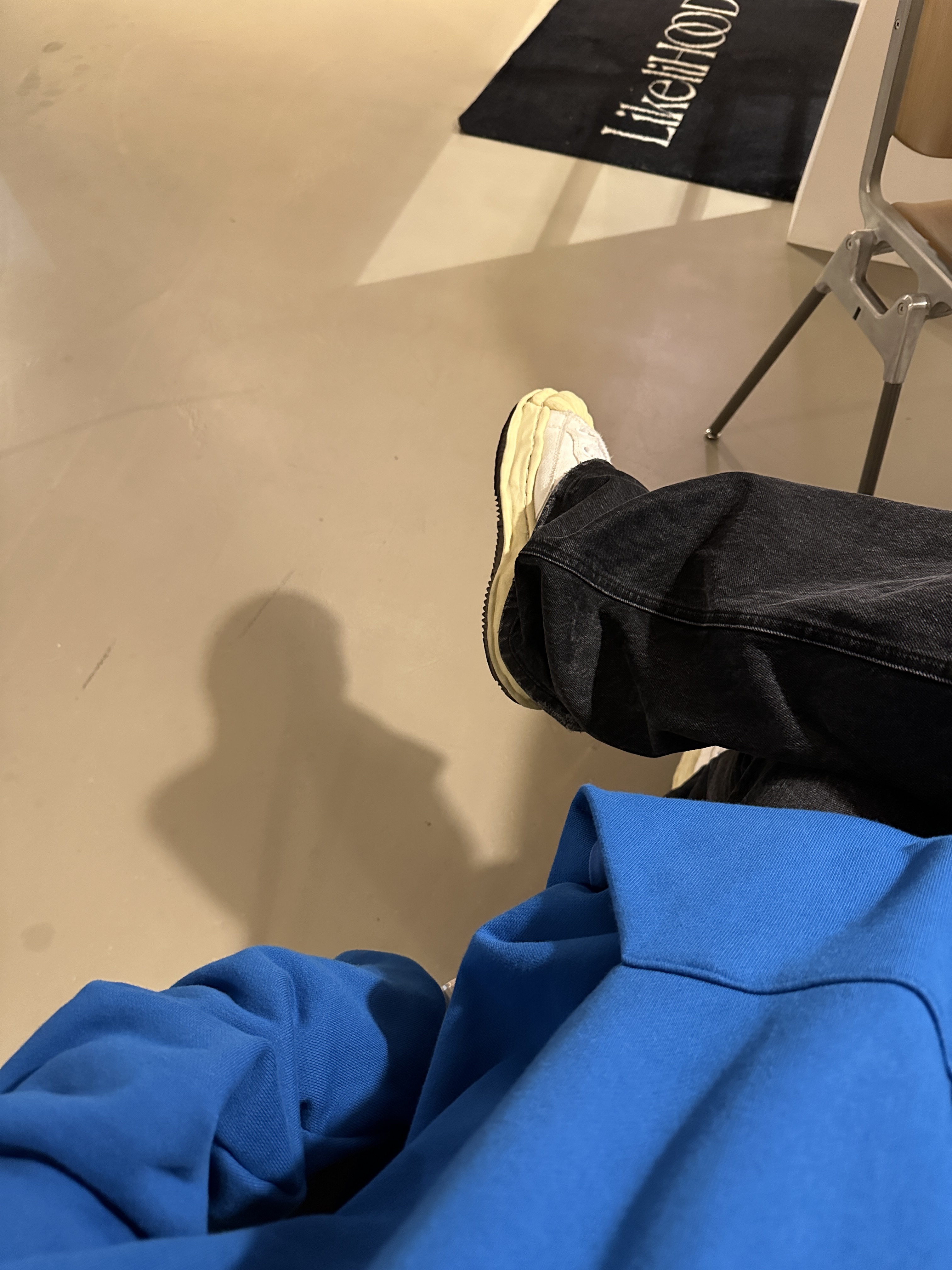 Maison Mihara Yasuhiro Blakey VL OG Sole Canvas Low-top Sneakers White, Adidas Yeezy Foam RNNR Ararat 착용 스타일 - 2