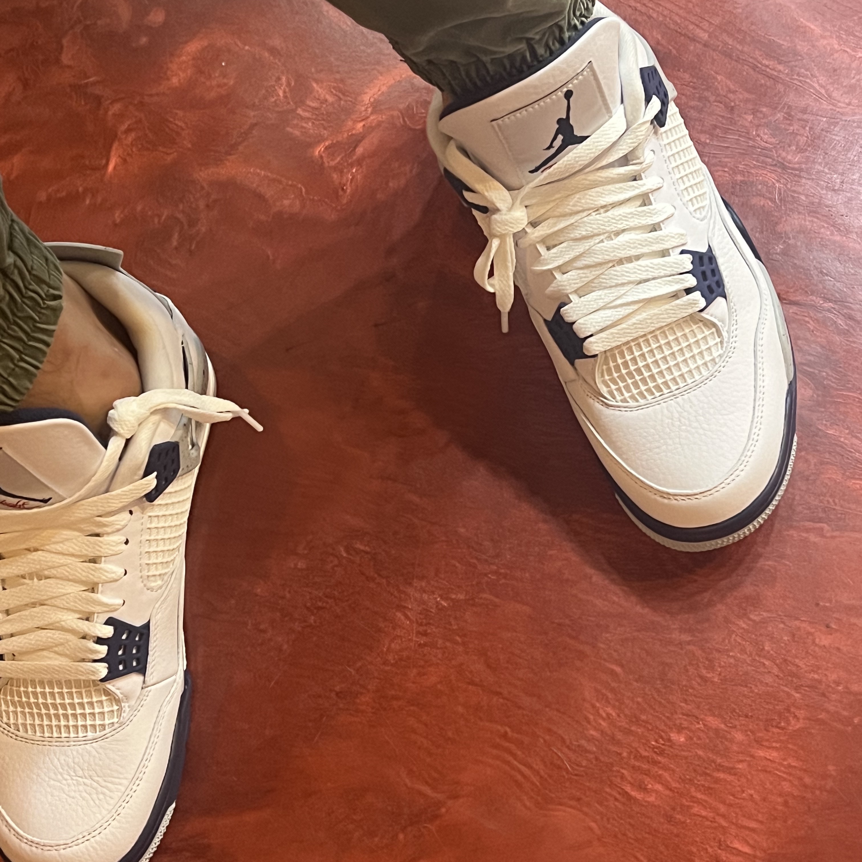 Jordan 4 Retro Midnight Navy 착용 스타일 - 2