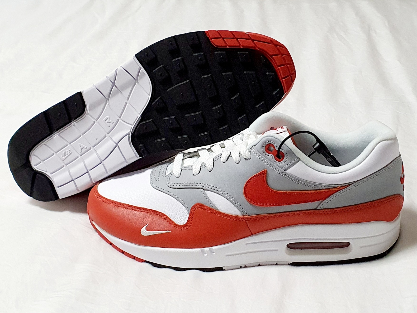Nike Air Max 1 LV8 Martian Sunrise 착용 스타일 - 1
