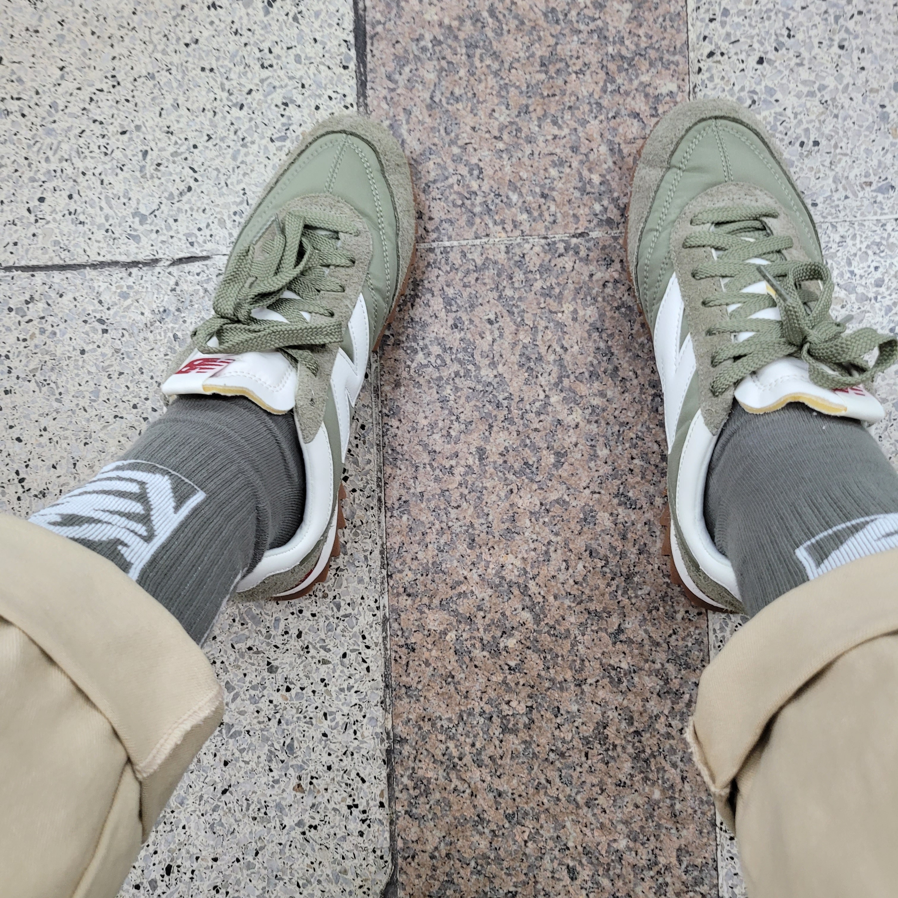 New Balance RC30 True Camo White 착용 스타일