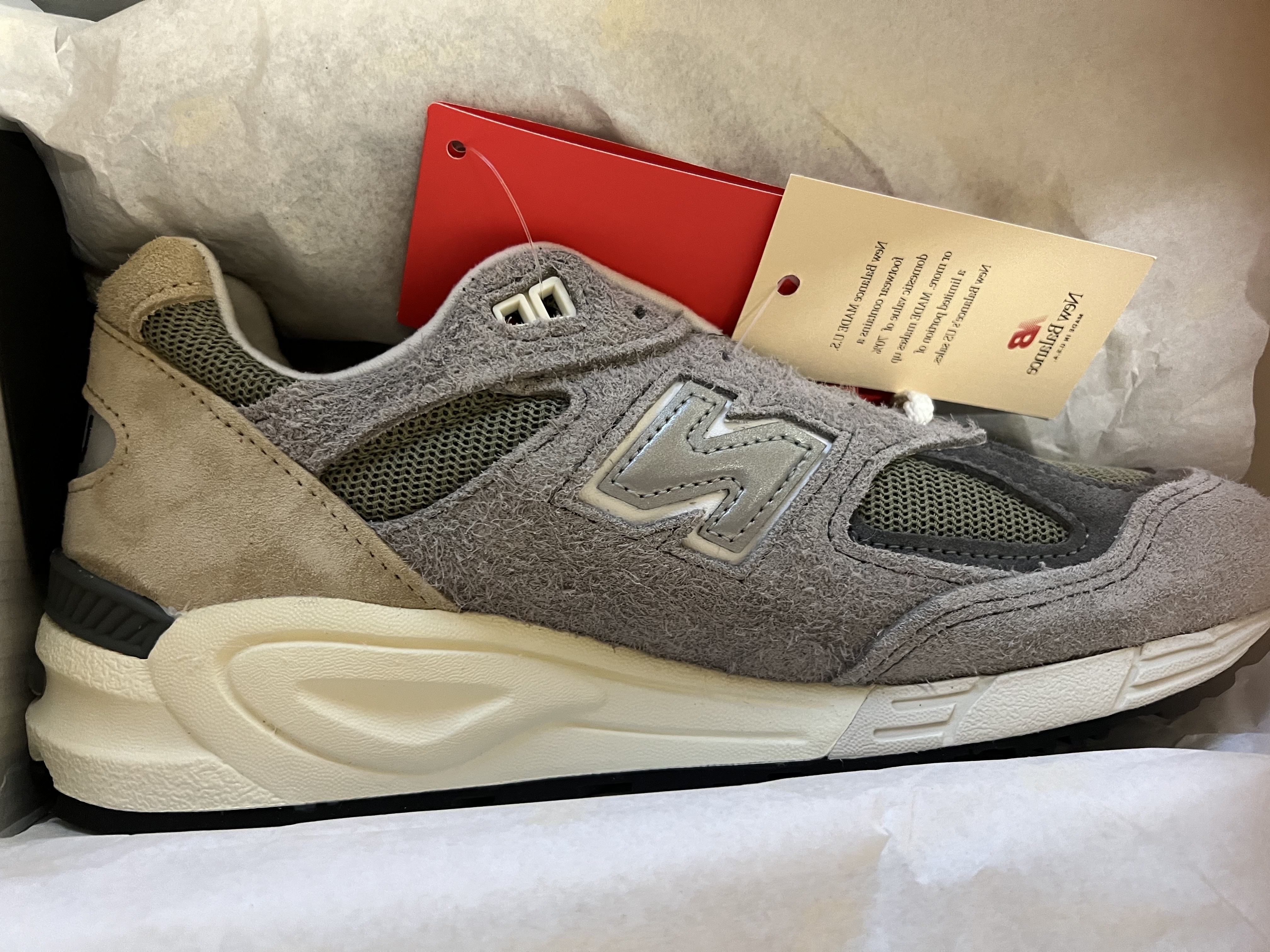 New Balance 990v2 Made in USA Marblehead Incense 착용 스타일