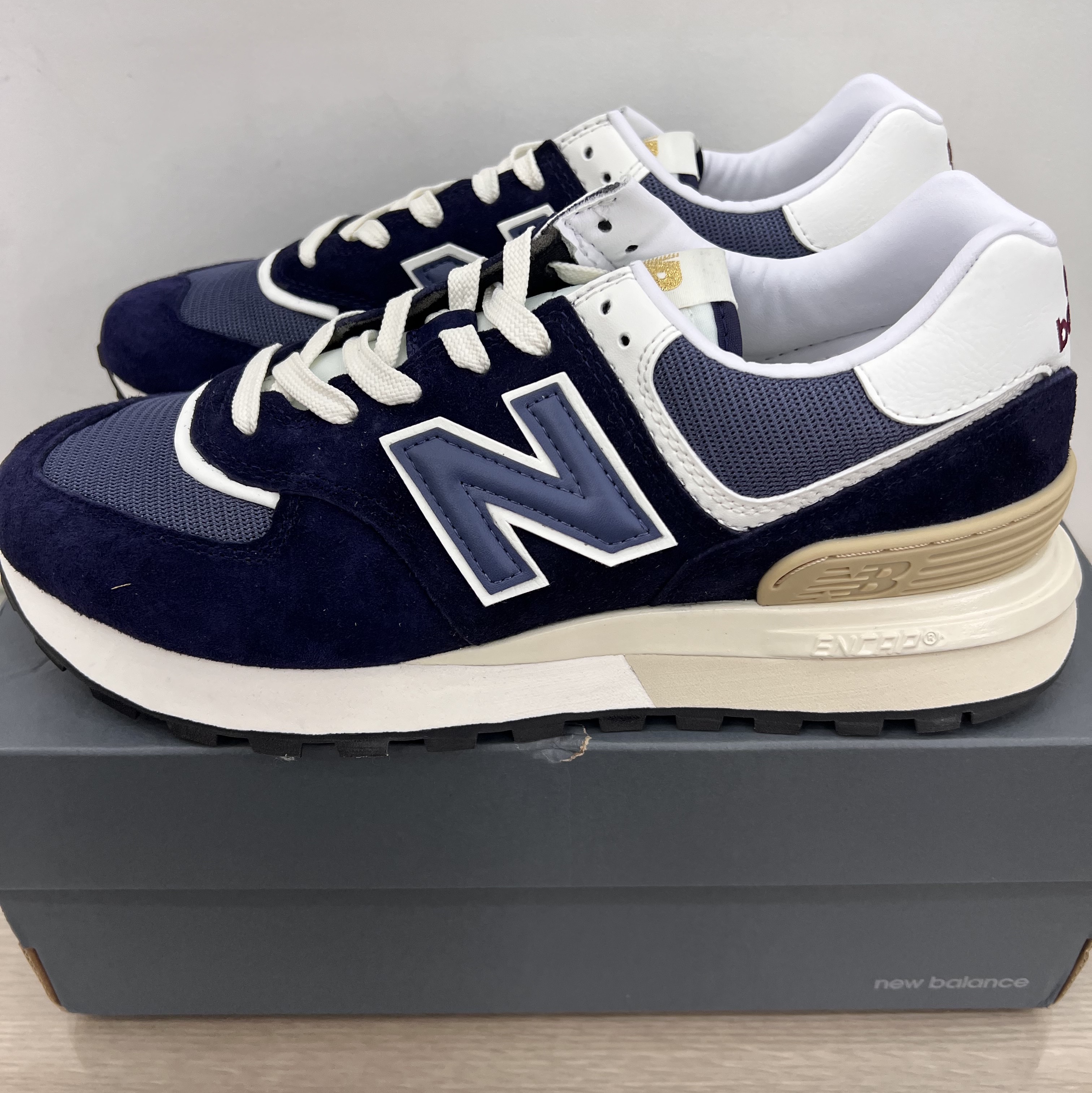 New Balance 574 Legacy Navy 착용 스타일
