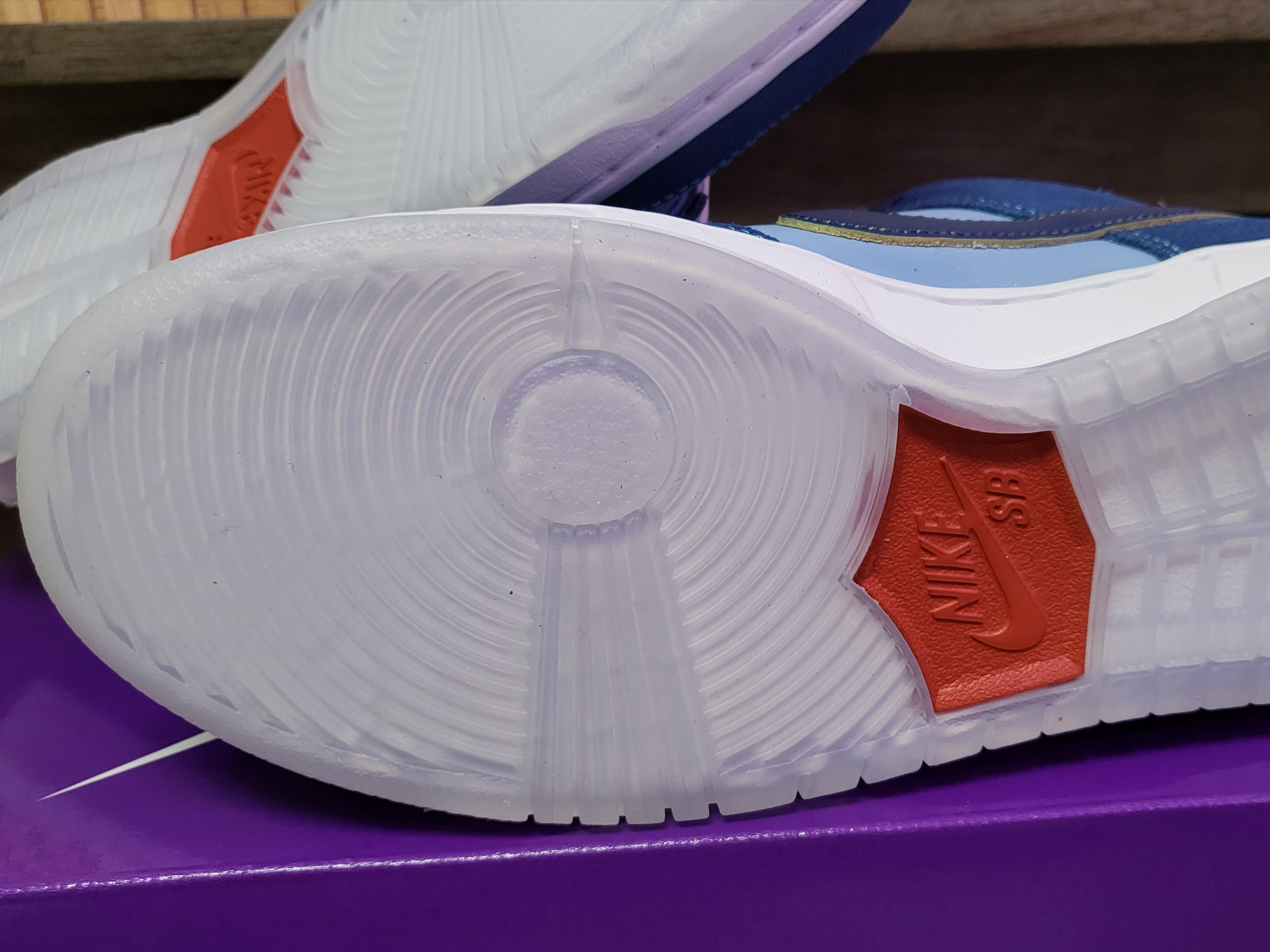 Nike x Why So Sad? SB Dunk Low Pro Coastal Blue 착용 스타일 - 5