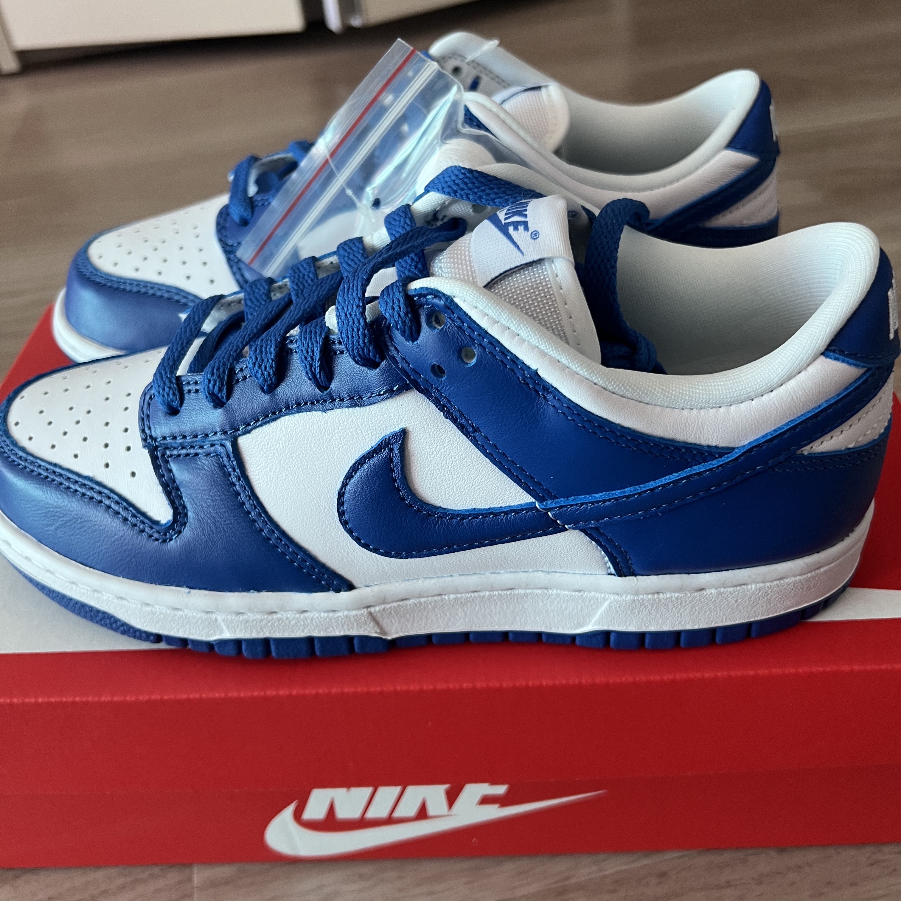 Nike Dunk Low SP Kentucky 2022 착용 스타일 - 4
