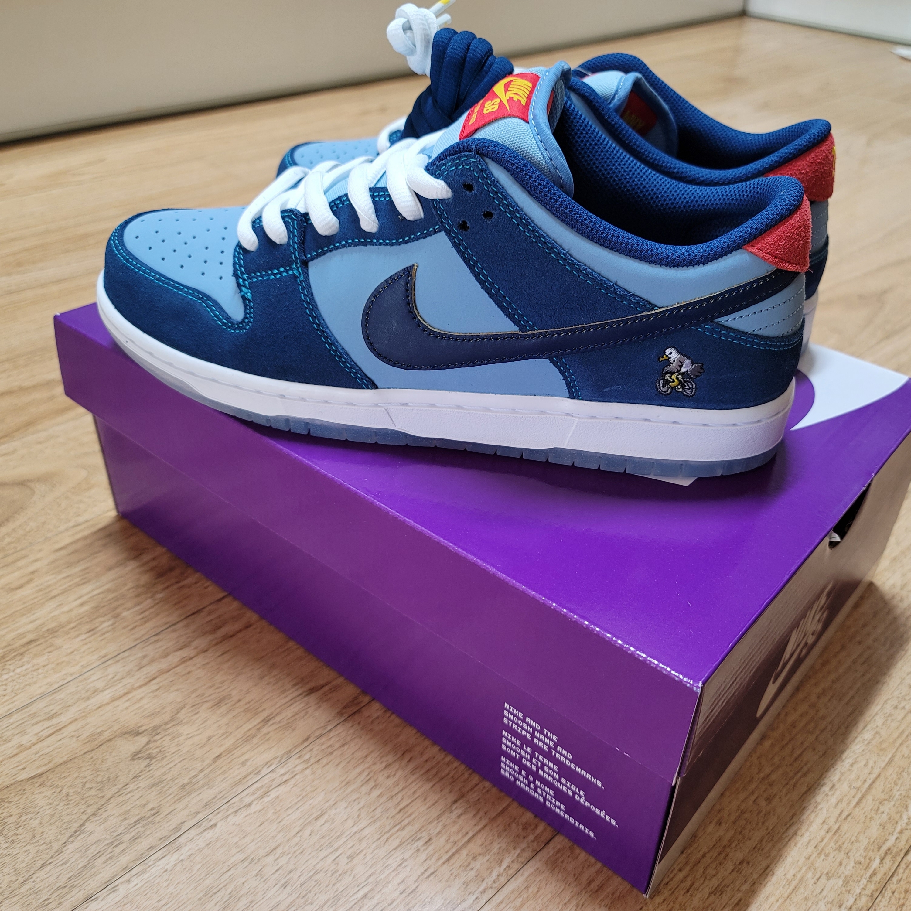 Nike x Why So Sad? SB Dunk Low Pro Coastal Blue 착용 스타일 - 3