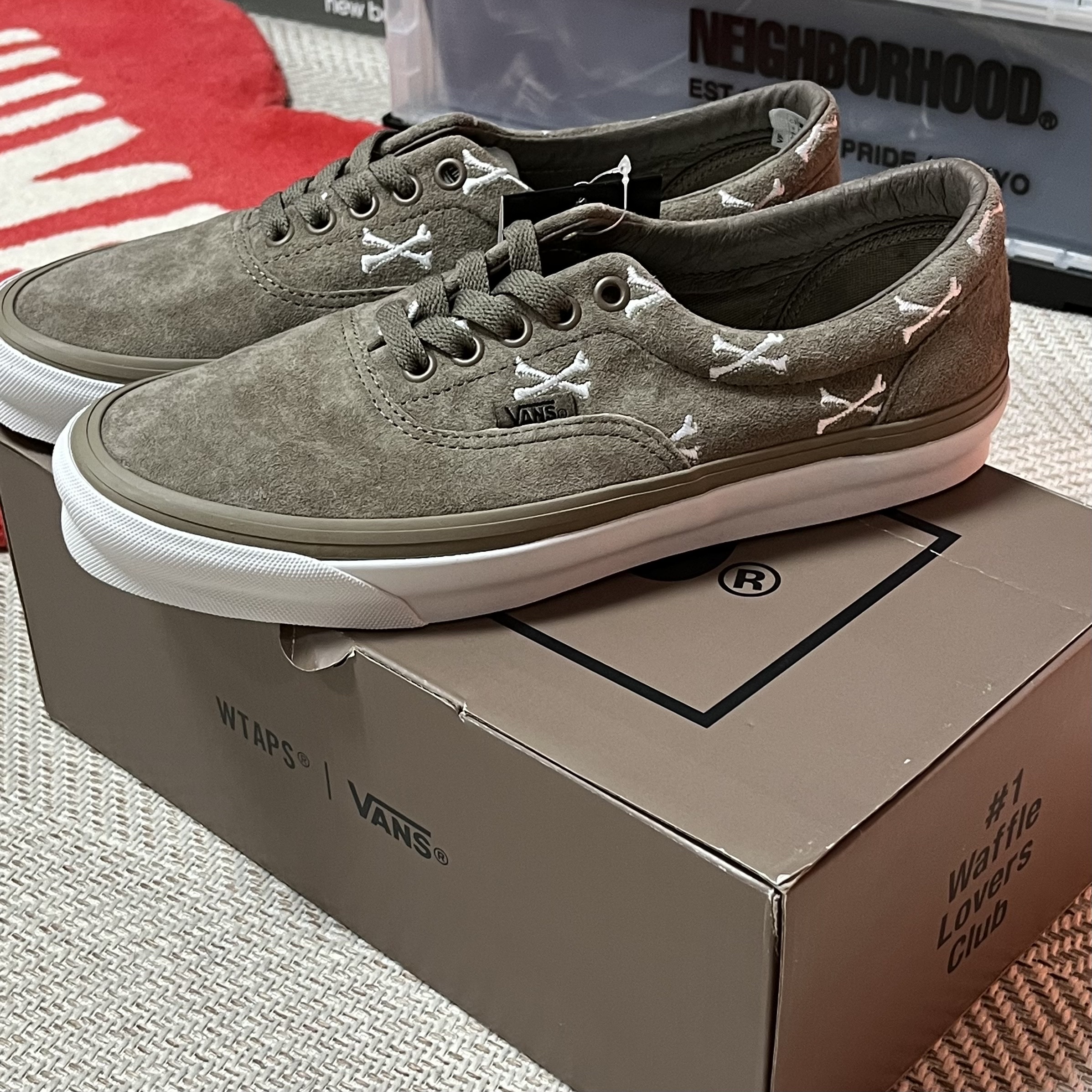 Vans Vault x WTAPS OG Era LX Bones Coyote 착용 스타일 - 1