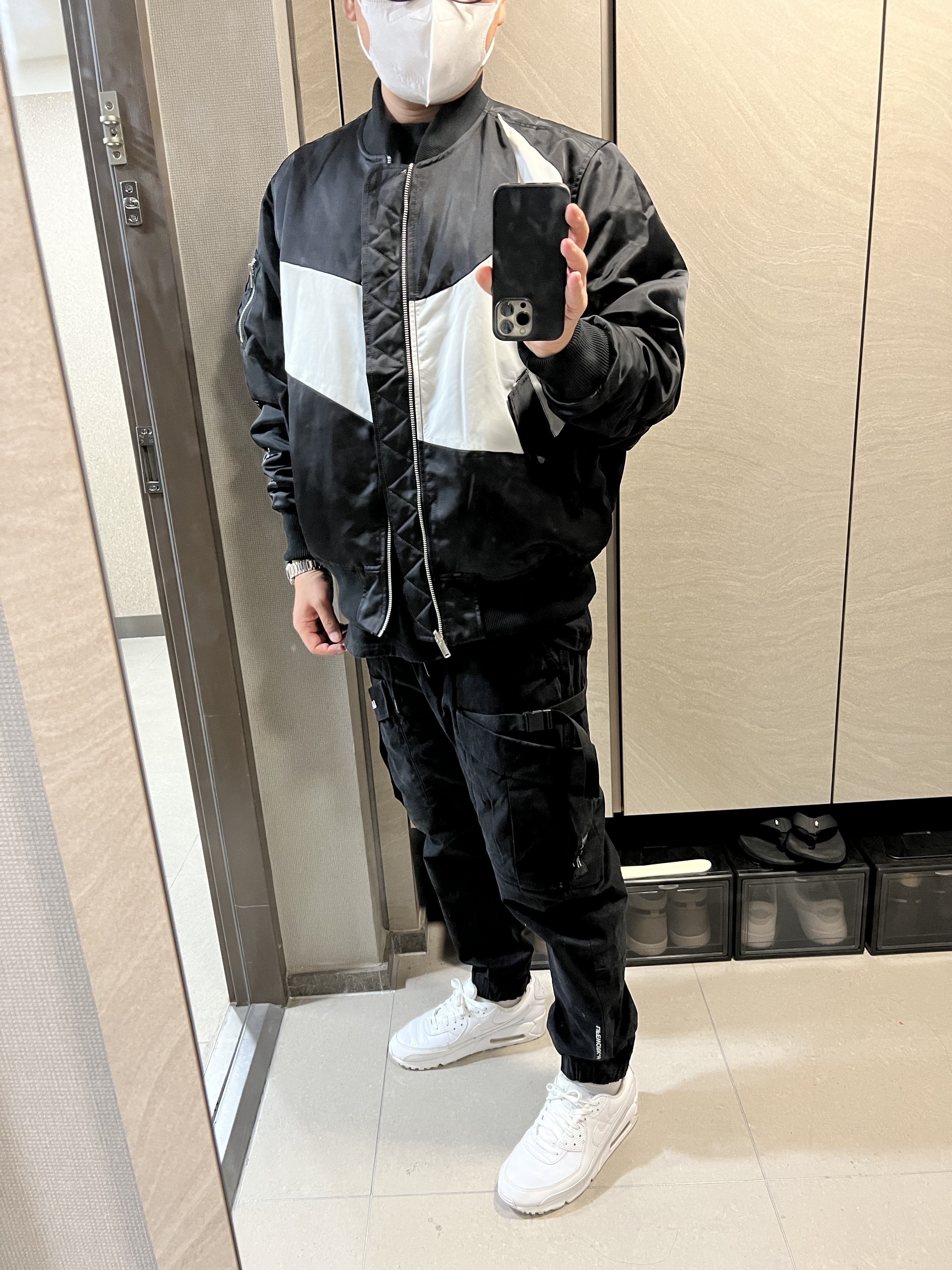 Nike NSW Swoosh Therma-Fit Bomber Black - Asia 착용 스타일