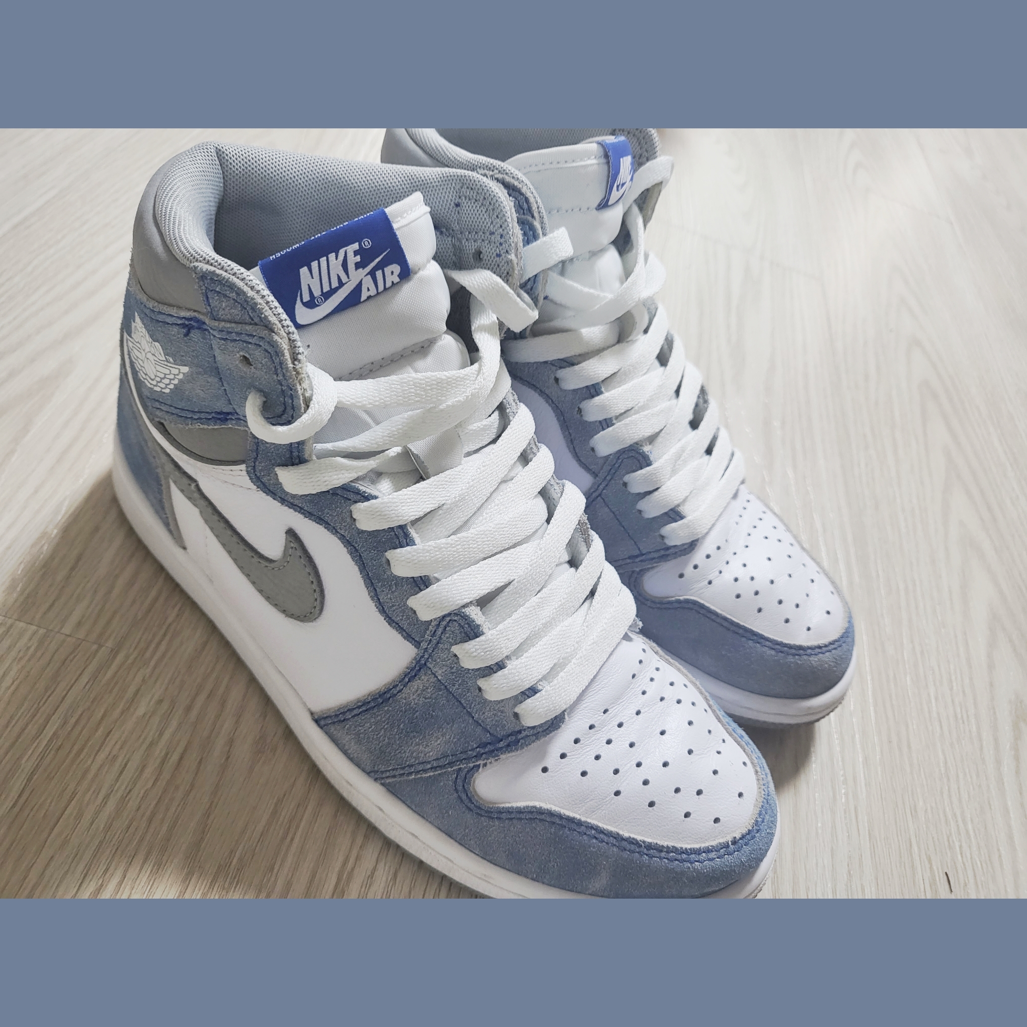 Jordan 1 Retro High OG Hyper Royal 착용 스타일 - 3