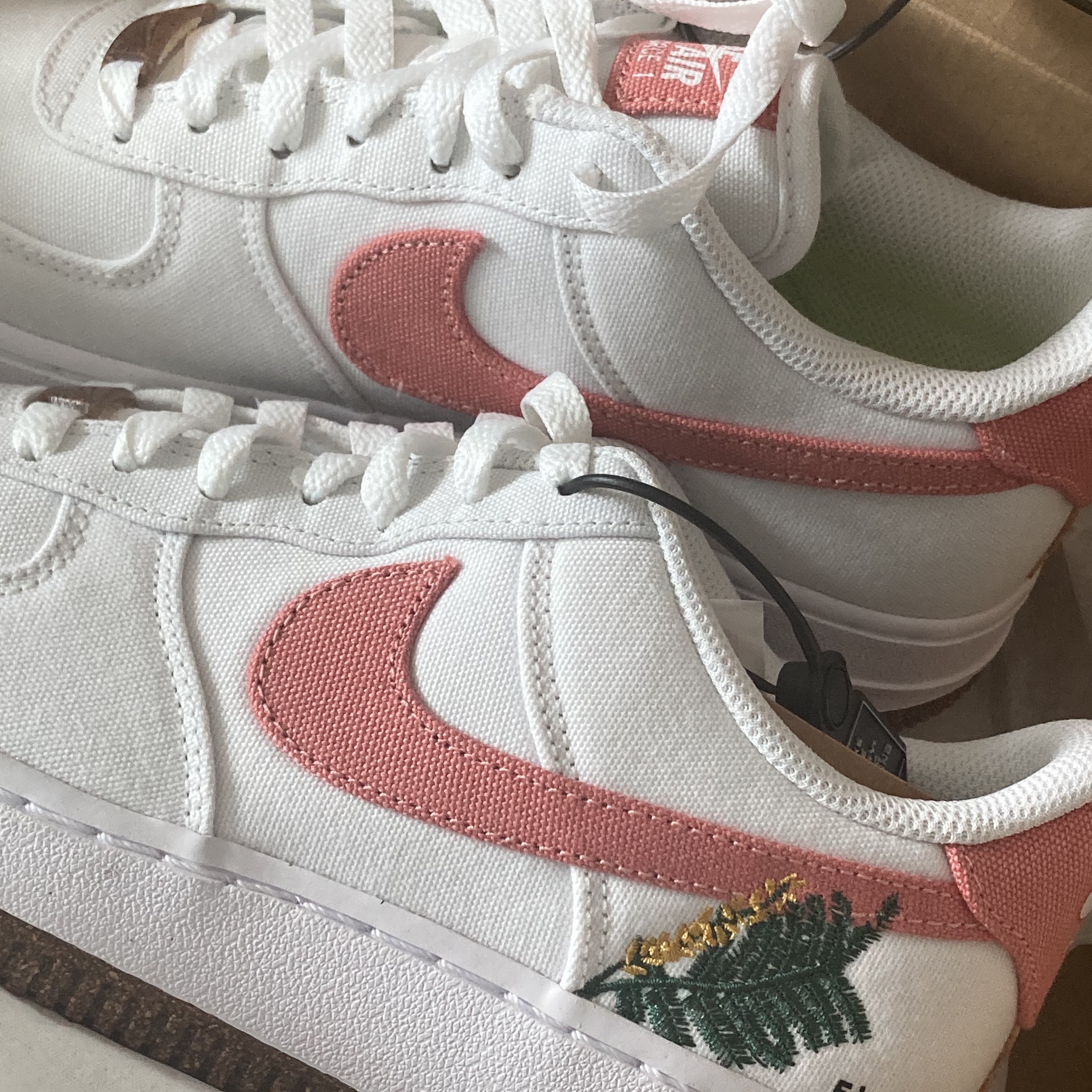 (W) Nike Air Force 1 Low Catechu 착용 스타일