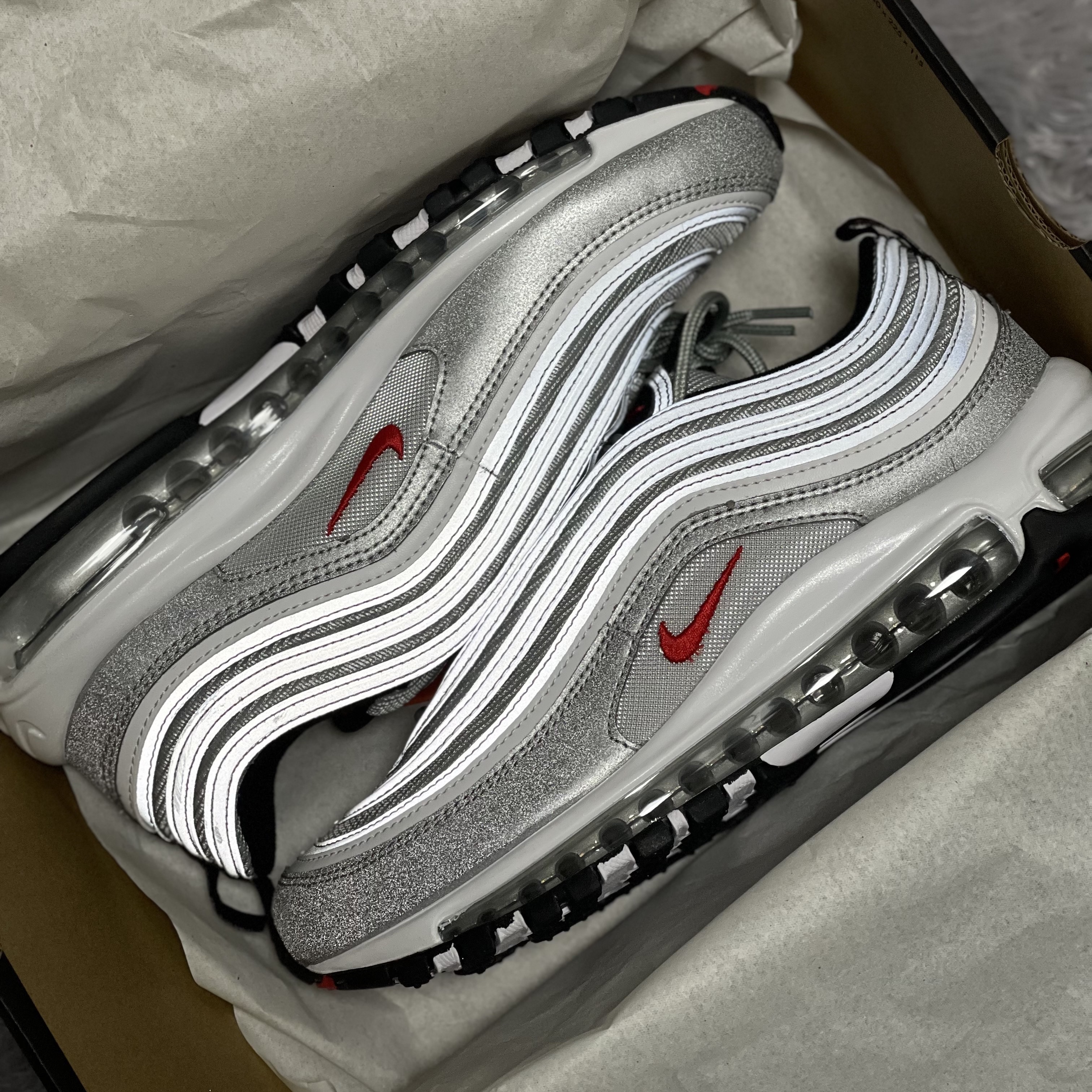 Nike Air Max 97 OG Silver Bullet 2022 착용 스타일 - 3