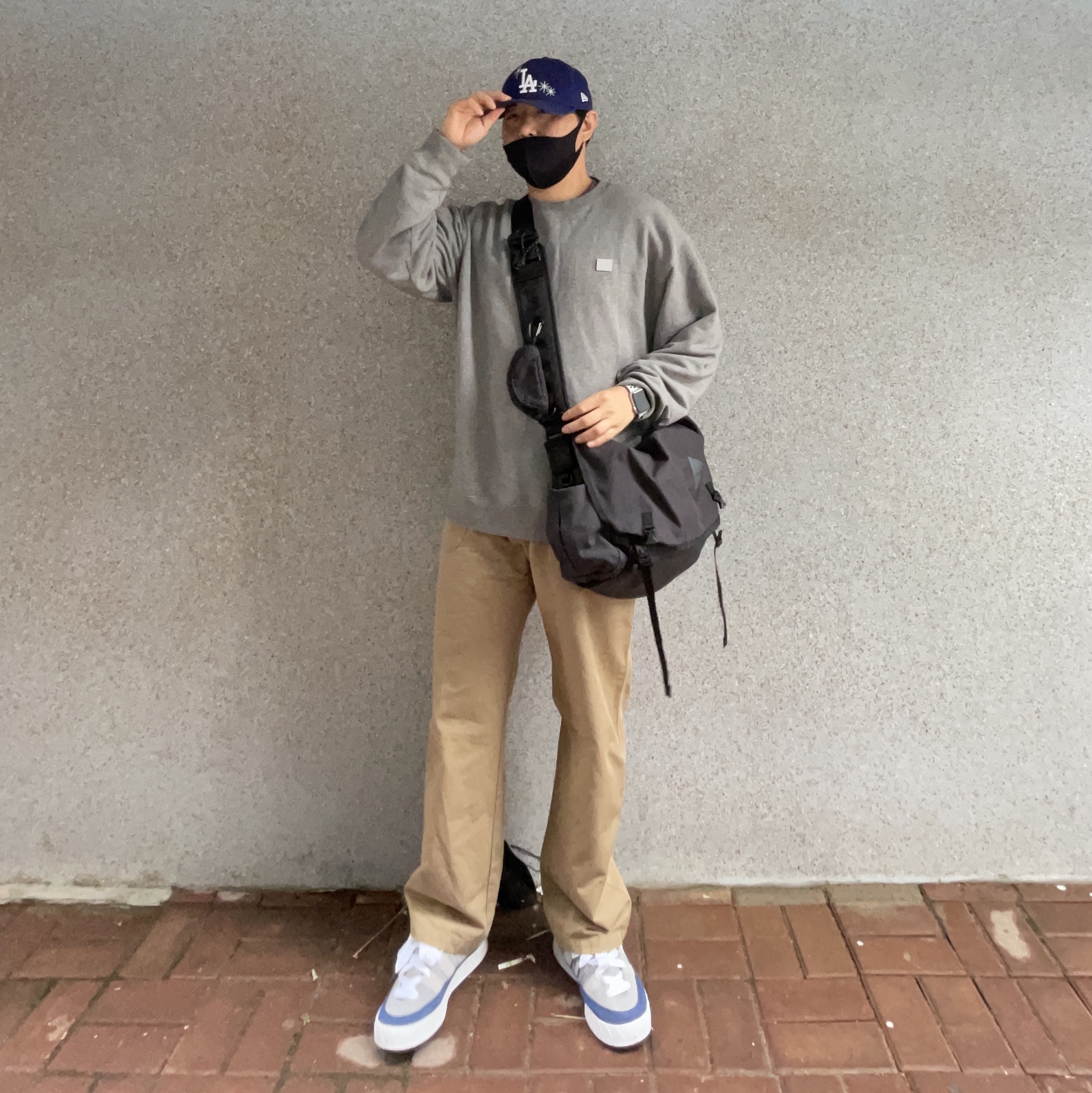 Adidas x Human Made Adimatic Gray 착용 스타일 - 1