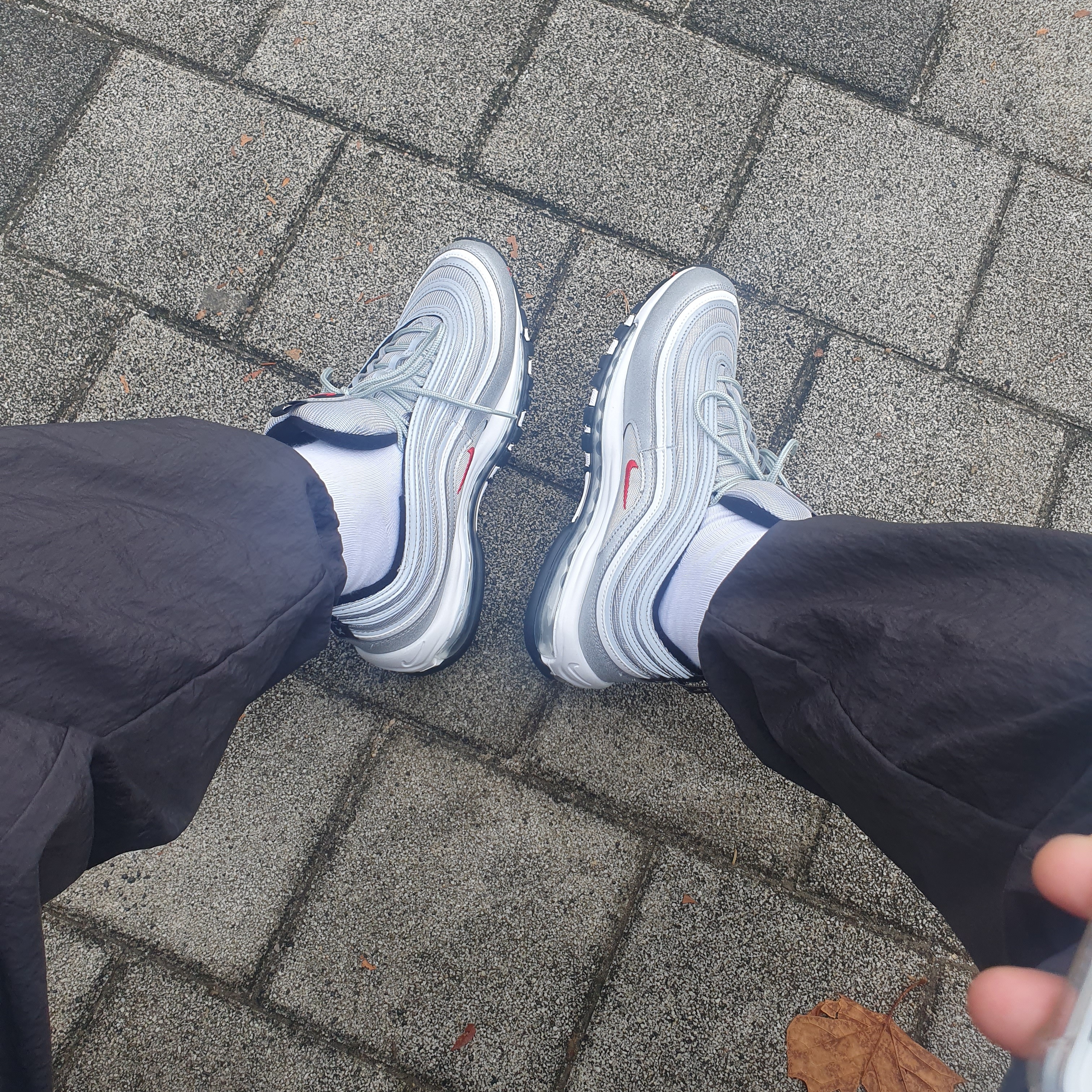 Nike Air Max 97 OG Silver Bullet 2022 착용 스타일 - 2