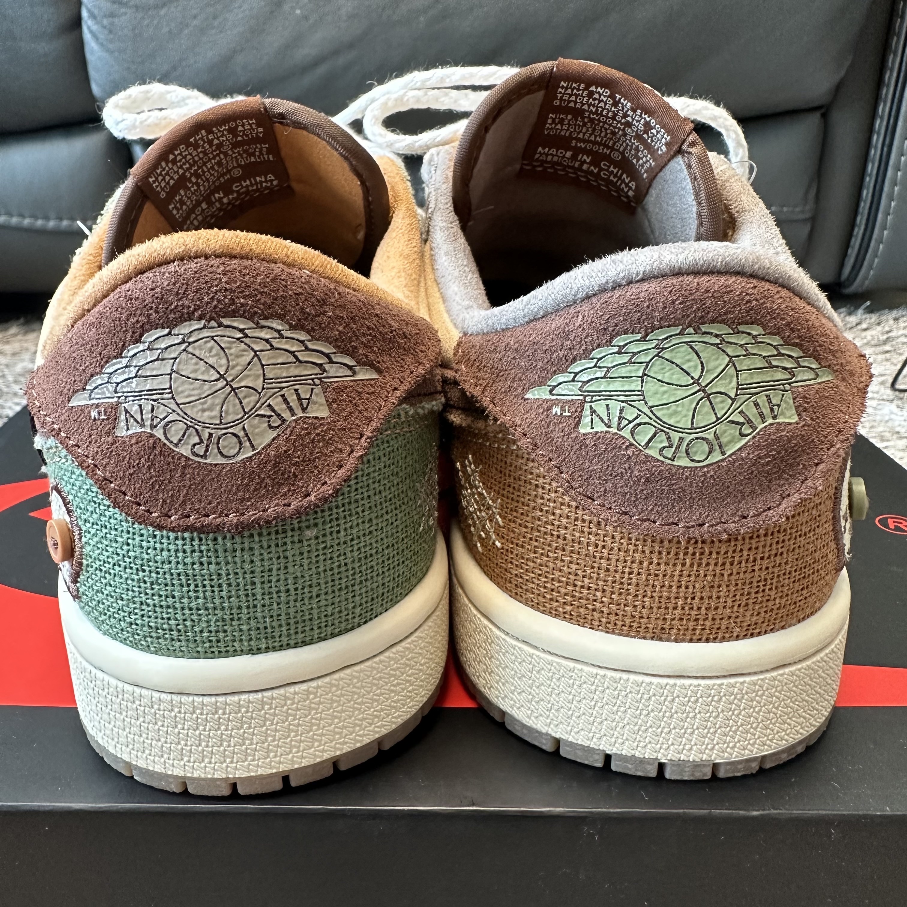 Jordan 1 x Zion Williamson Retro Low OG Flax and Oil Green 착용 스타일 - 4
