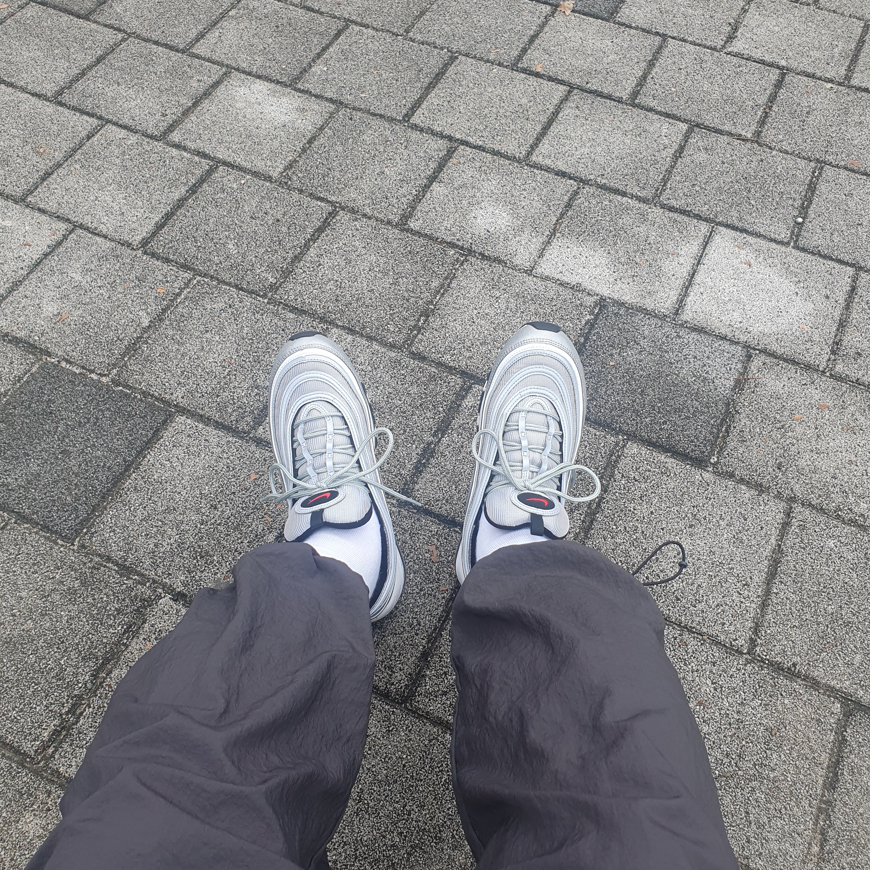 Nike Air Max 97 OG Silver Bullet 2022 착용 스타일 - 1