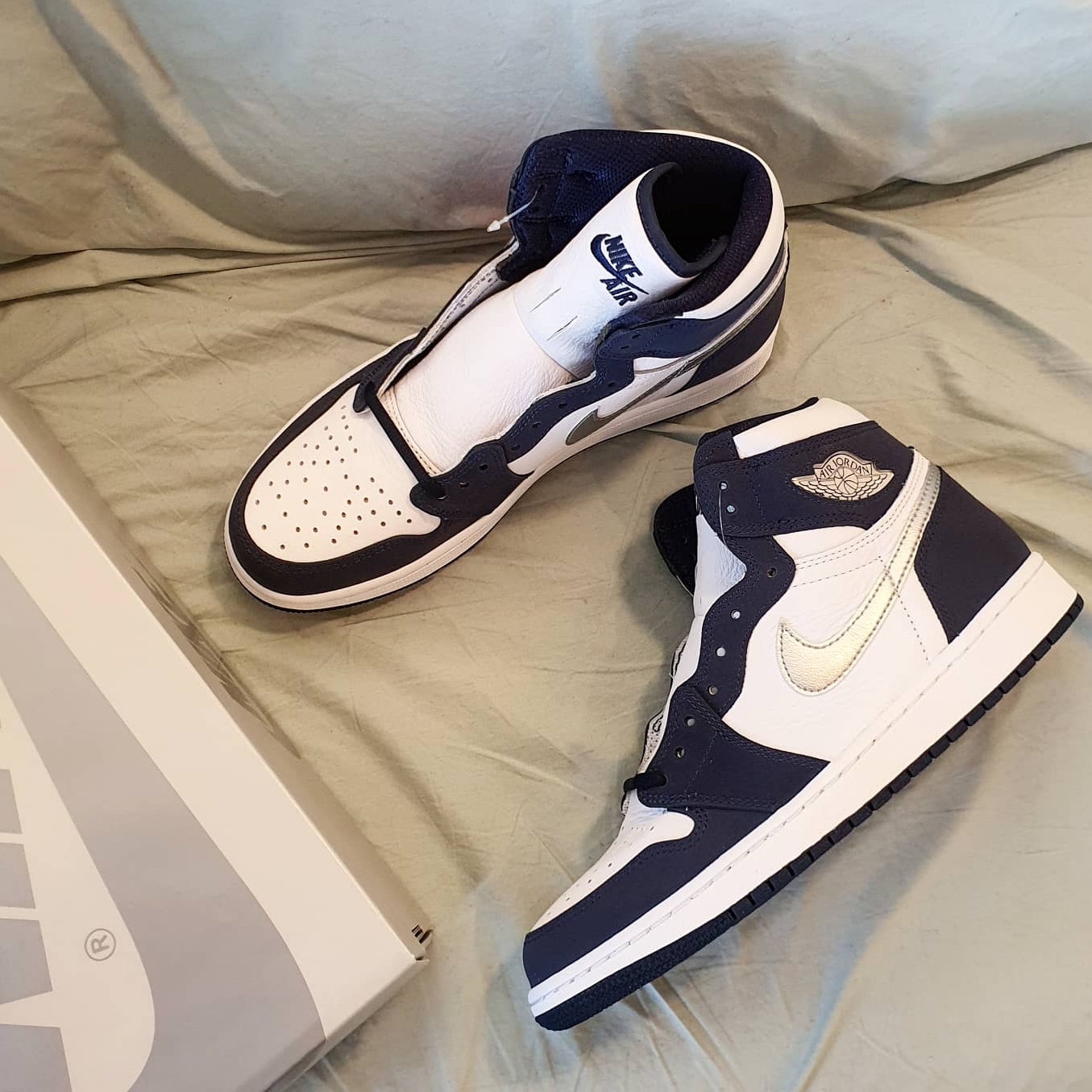 Jordan 1 Retro High OG CO.JP Midnight Navy 착용 스타일