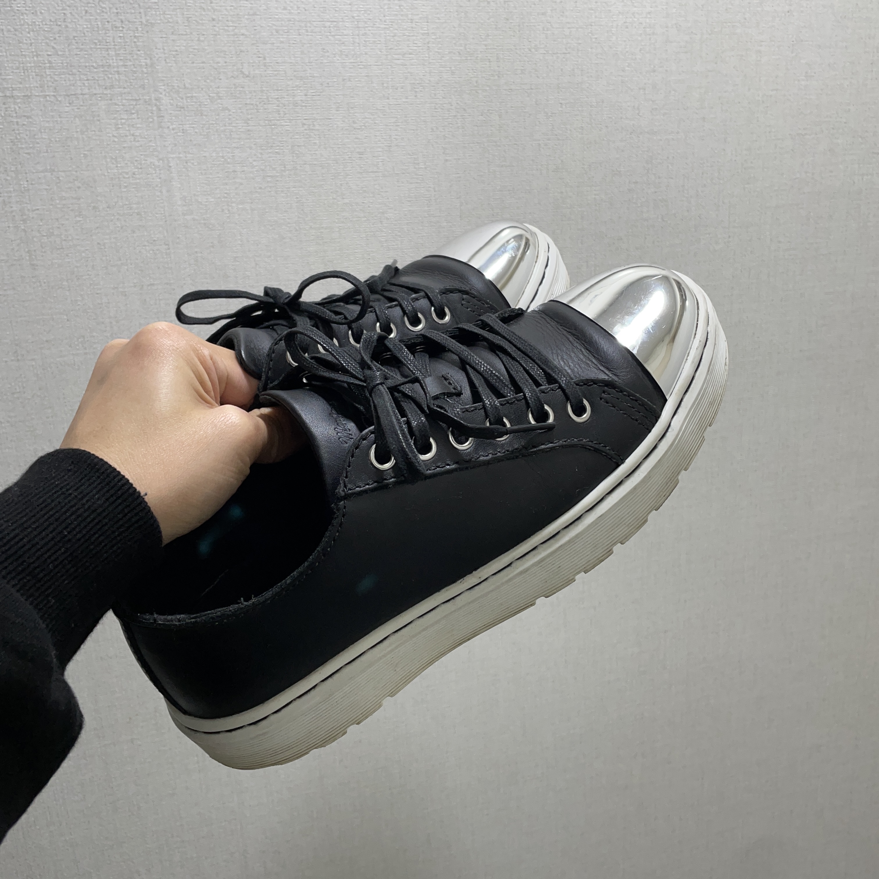Dr. Martens x Fragment Hollingborn Patent Black 착용 스타일