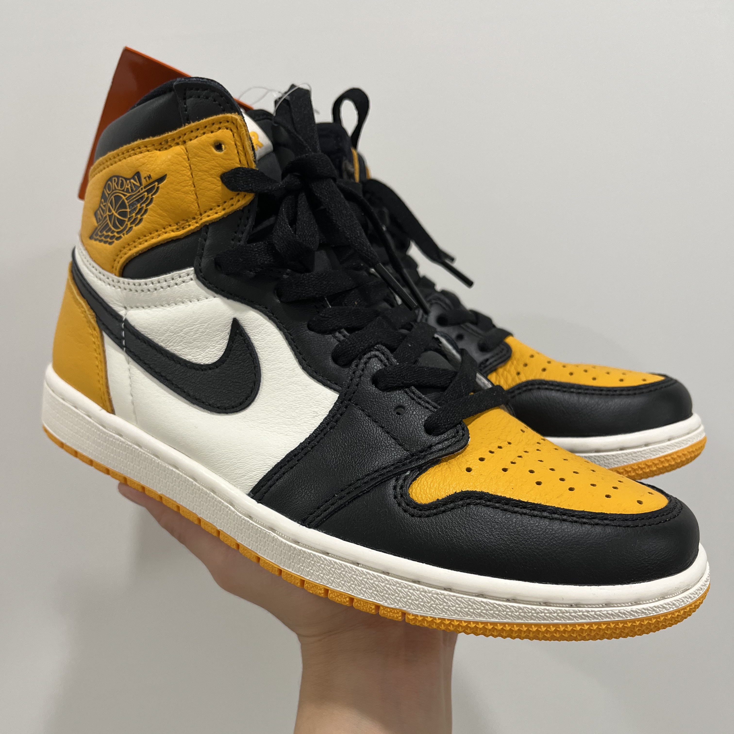 Jordan 1 Retro High OG Bred Toe, Jordan 1 Retro High OG Taxi 착용 스타일 - 3