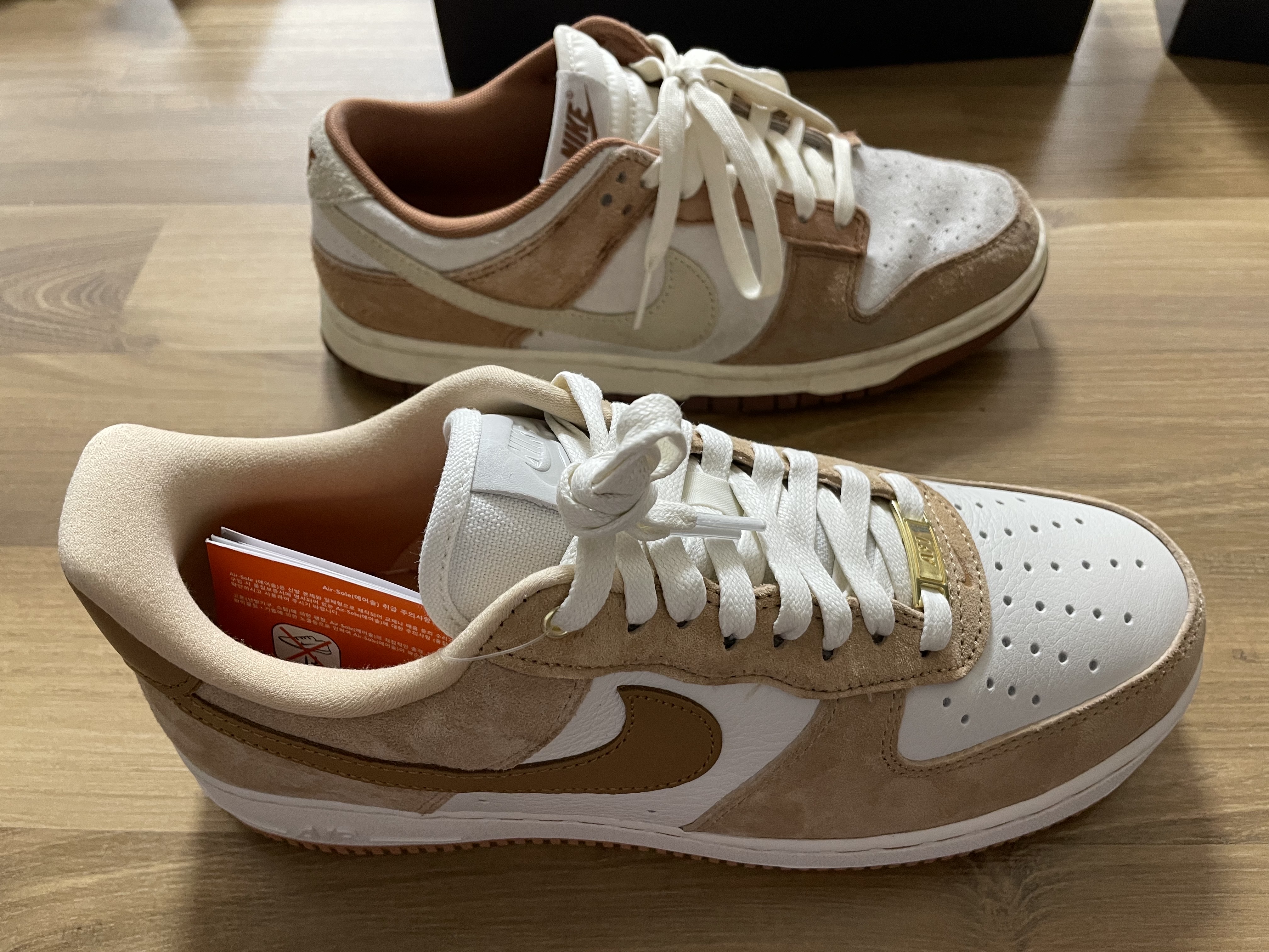 Nike Dunk Low Pro Premium Medium Curry, (W) Nike Air Force 1 LXX Flax 착용 스타일 - 2